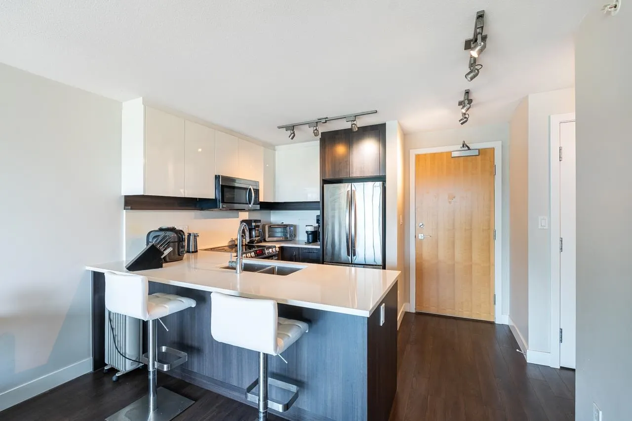 958 Ridgeway Avenue #1606