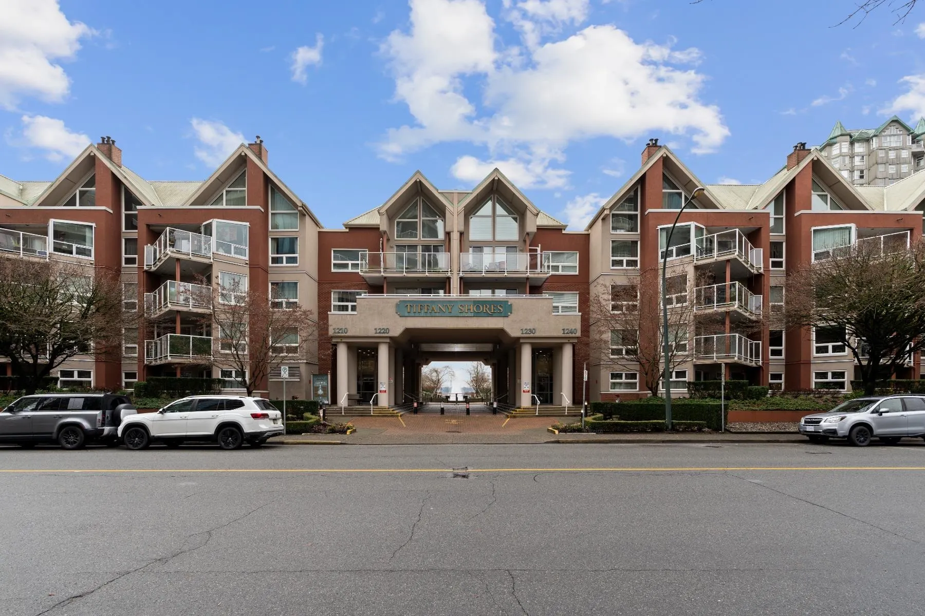 1230 Quayside Drive #306