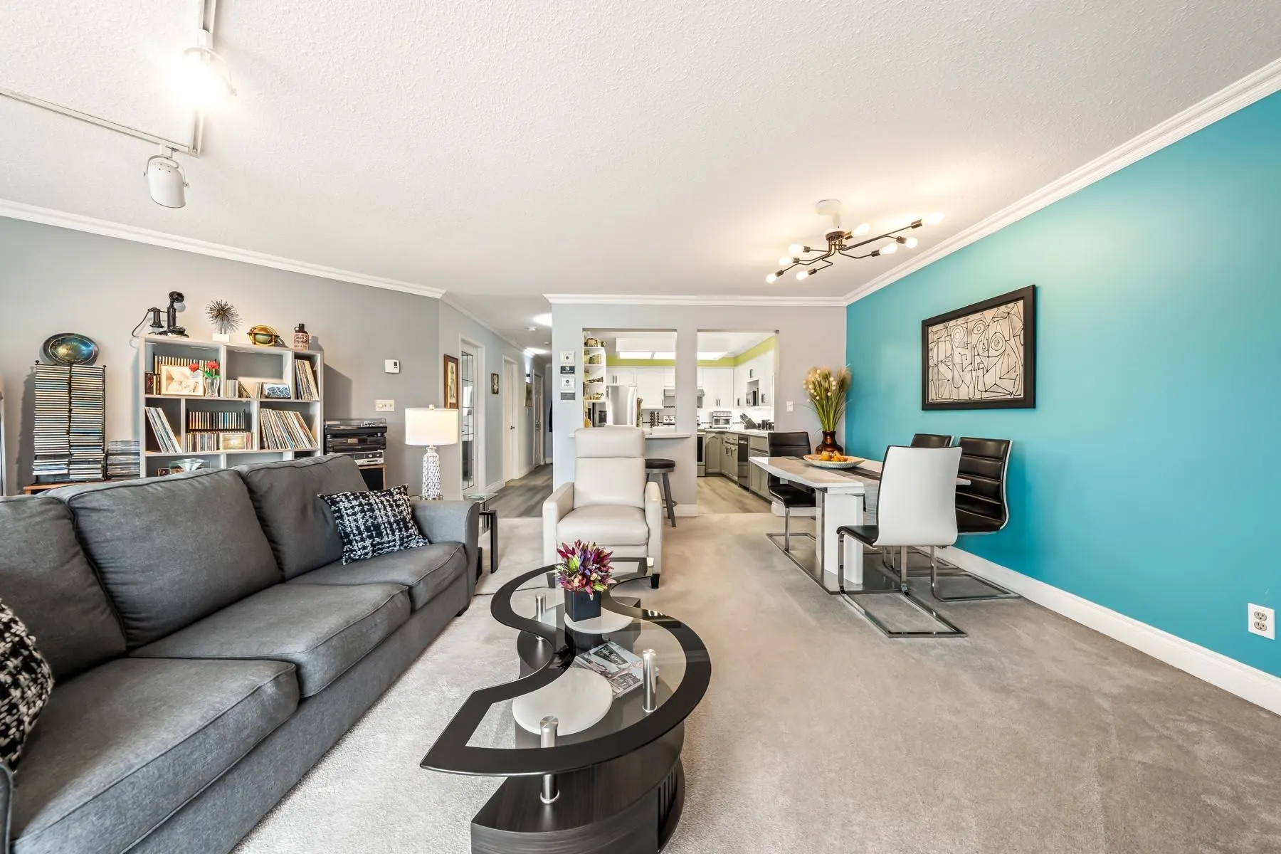 1230 Quayside Drive #306