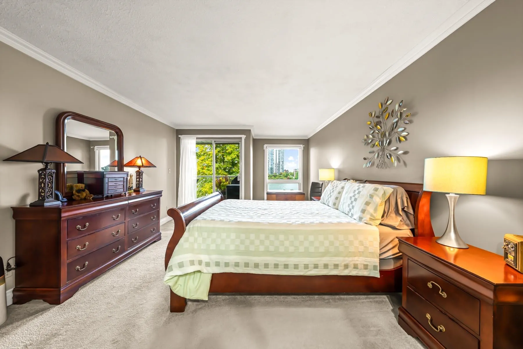 1230 Quayside Drive #306