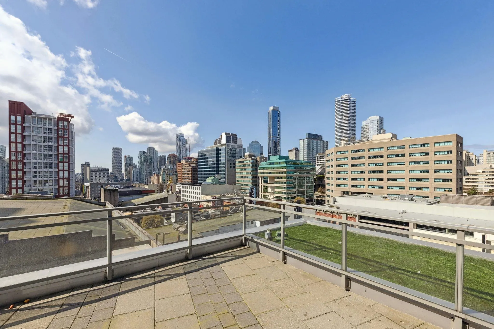 833 Seymour Street #806