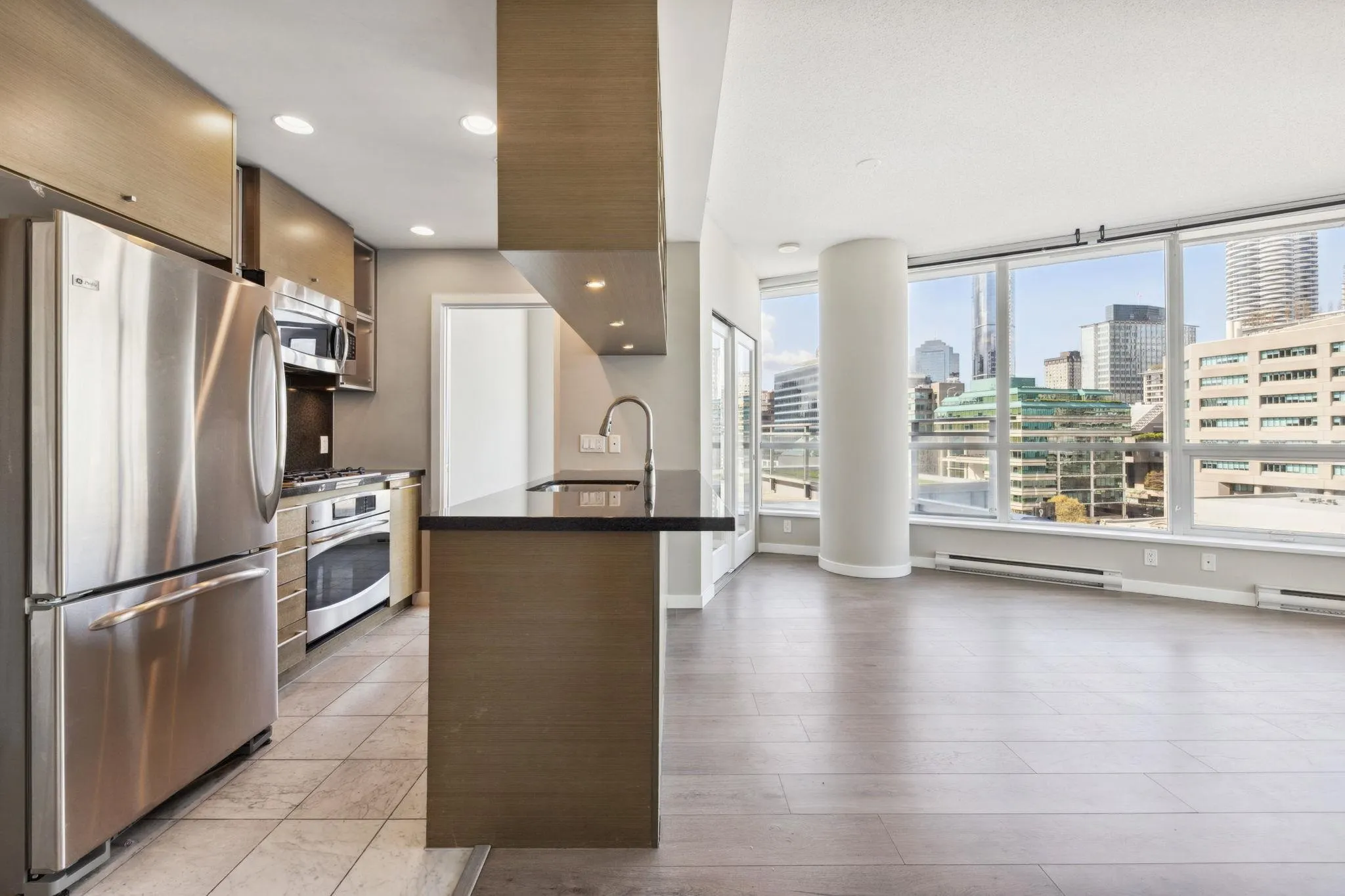 833 Seymour Street #806
