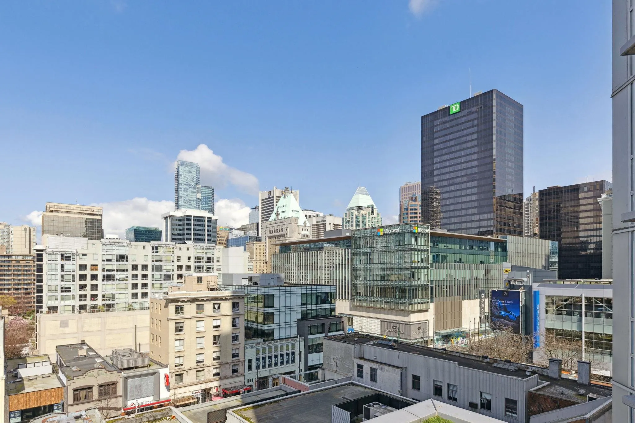 833 Seymour Street #806