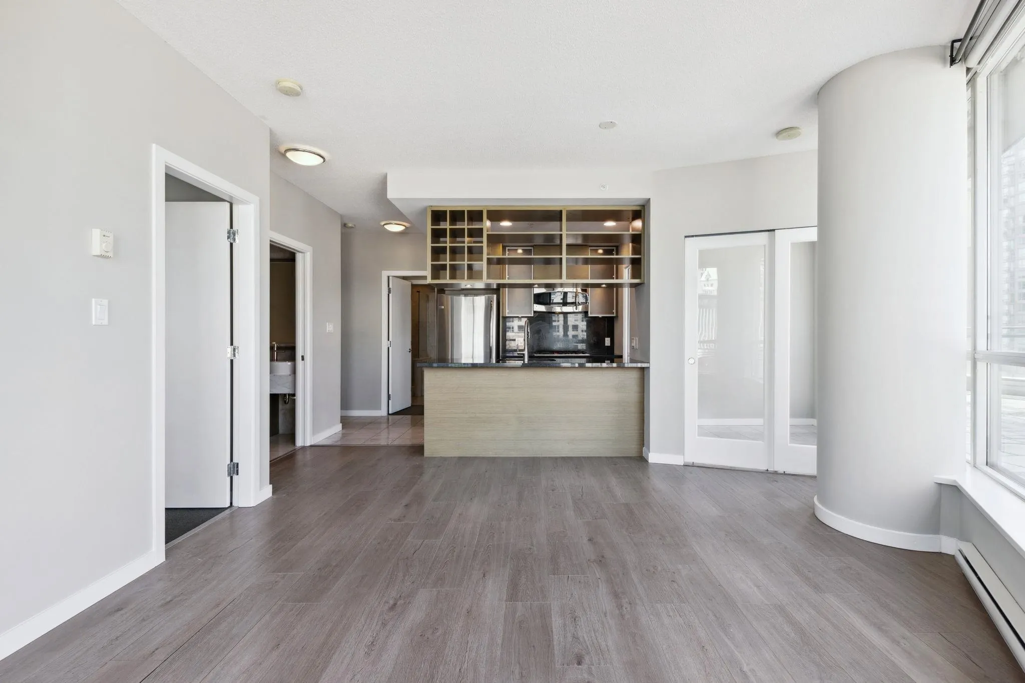 833 Seymour Street #806