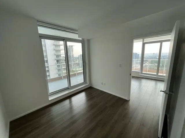 3833 N Evergreen Place #1705