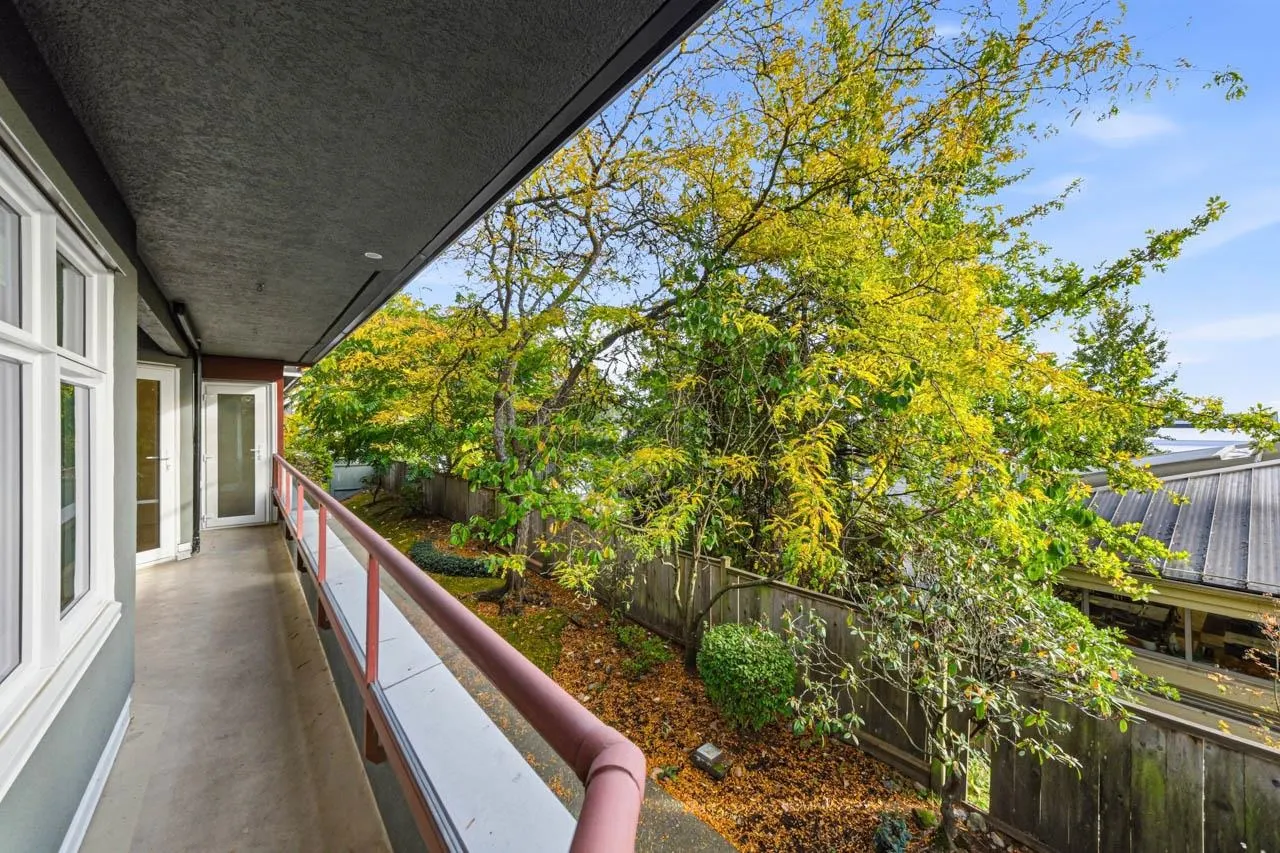 121 W 29 Street #214