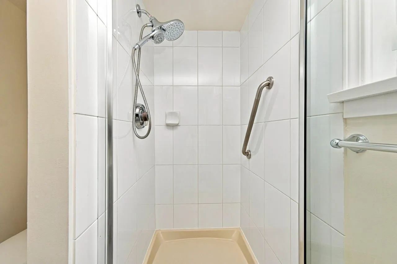 121 W 29 Street #214