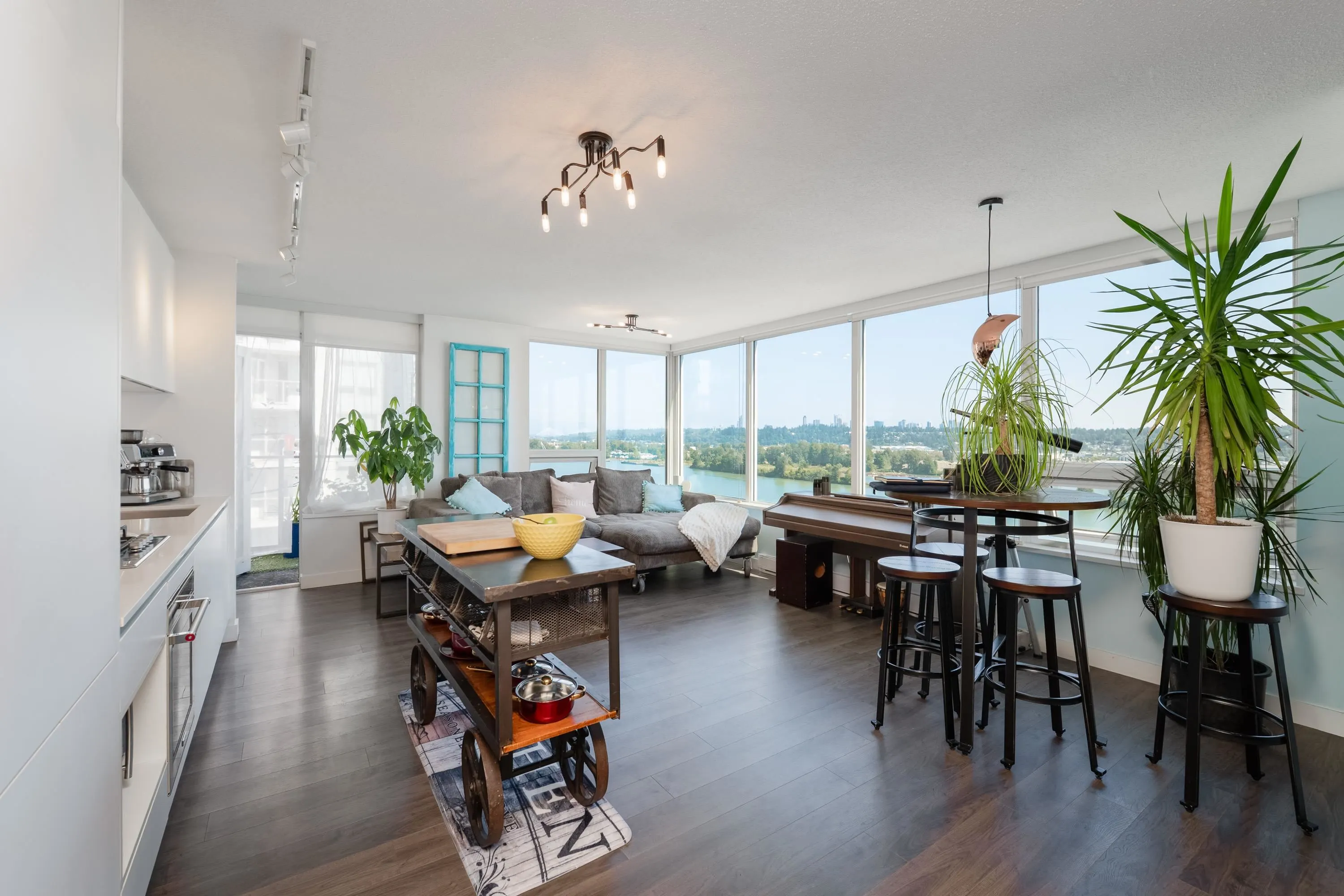 988 Quayside Drive #1709