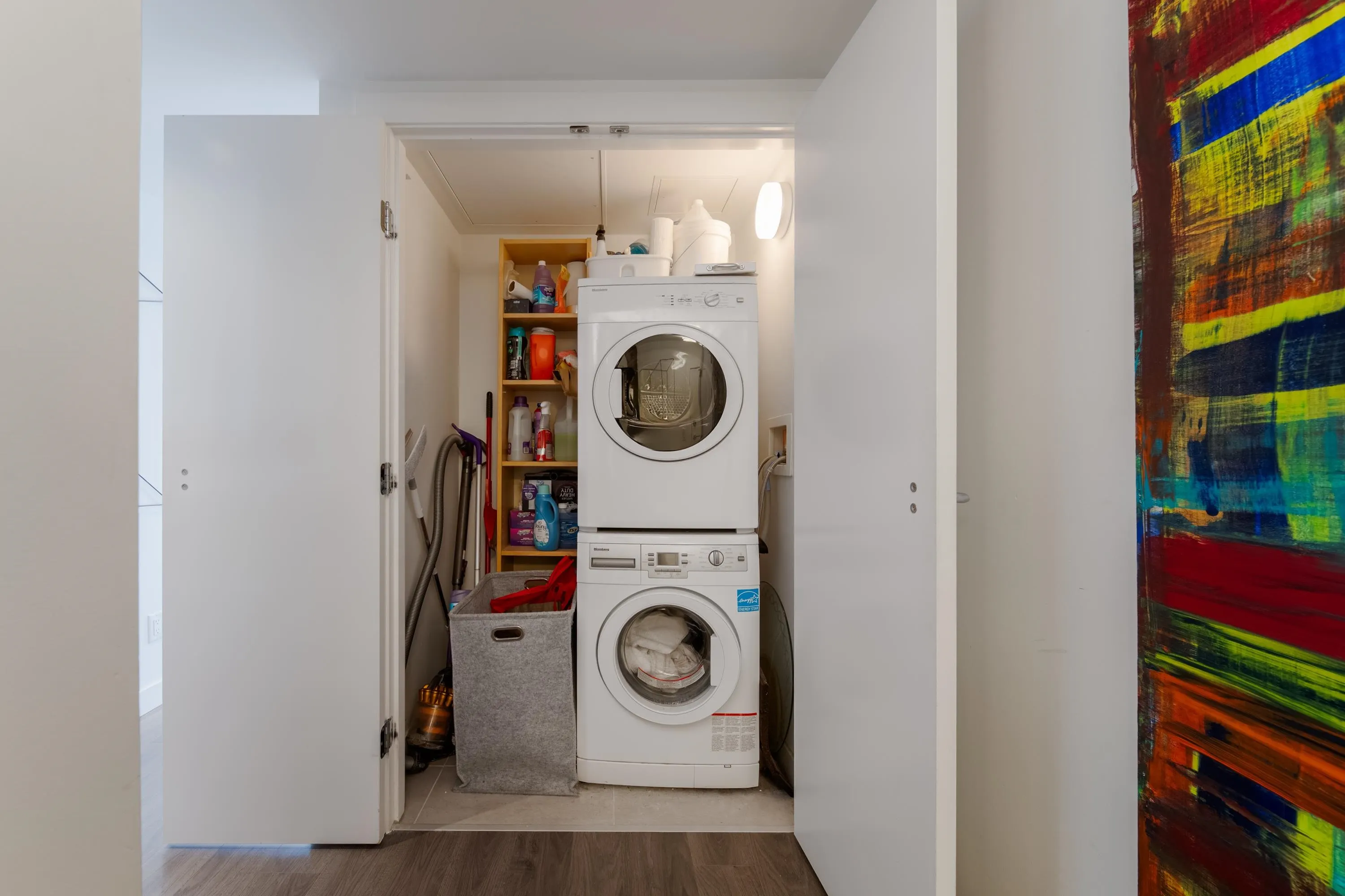 988 Quayside Drive #1709