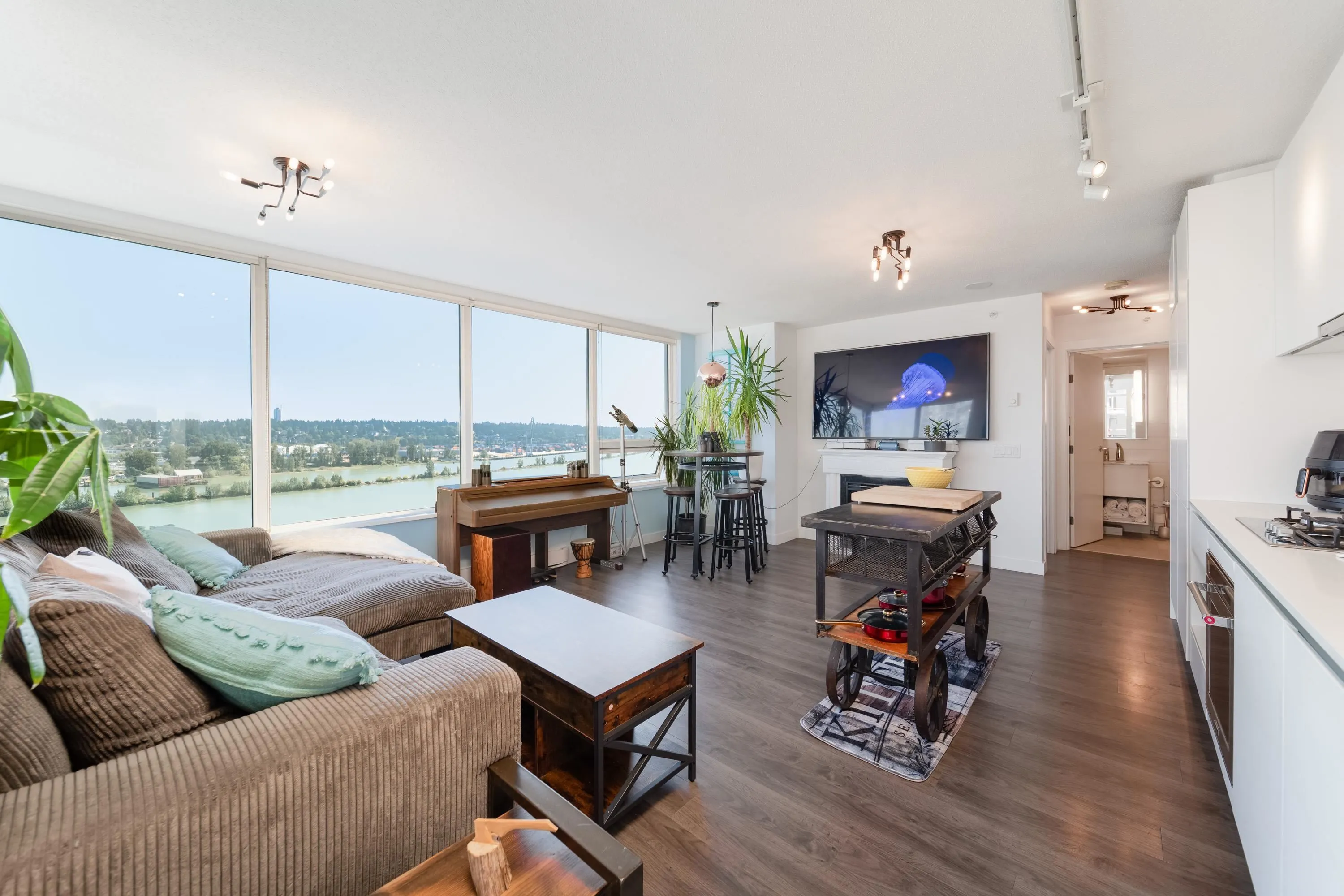 988 Quayside Drive #1709
