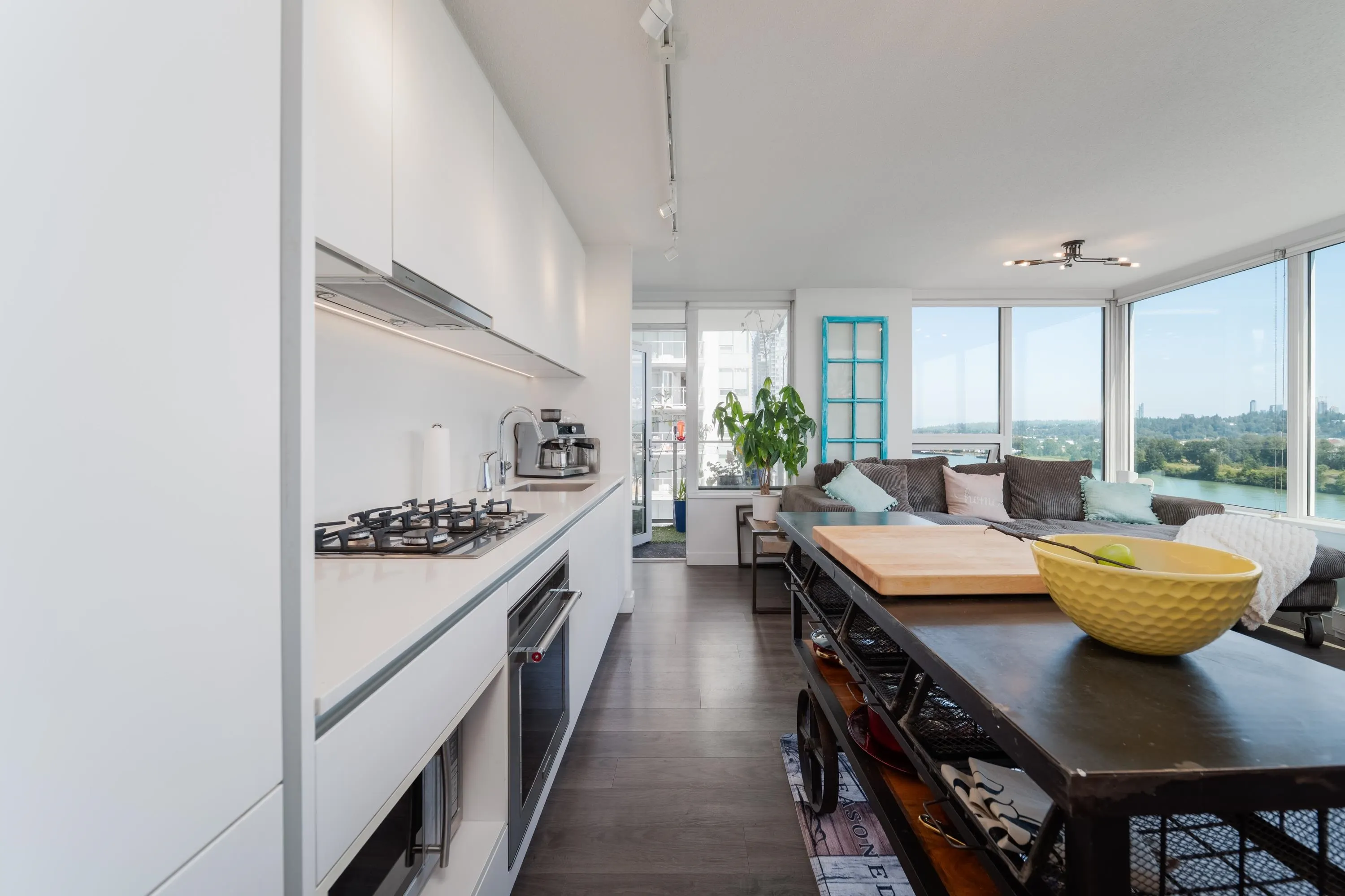 988 Quayside Drive #1709