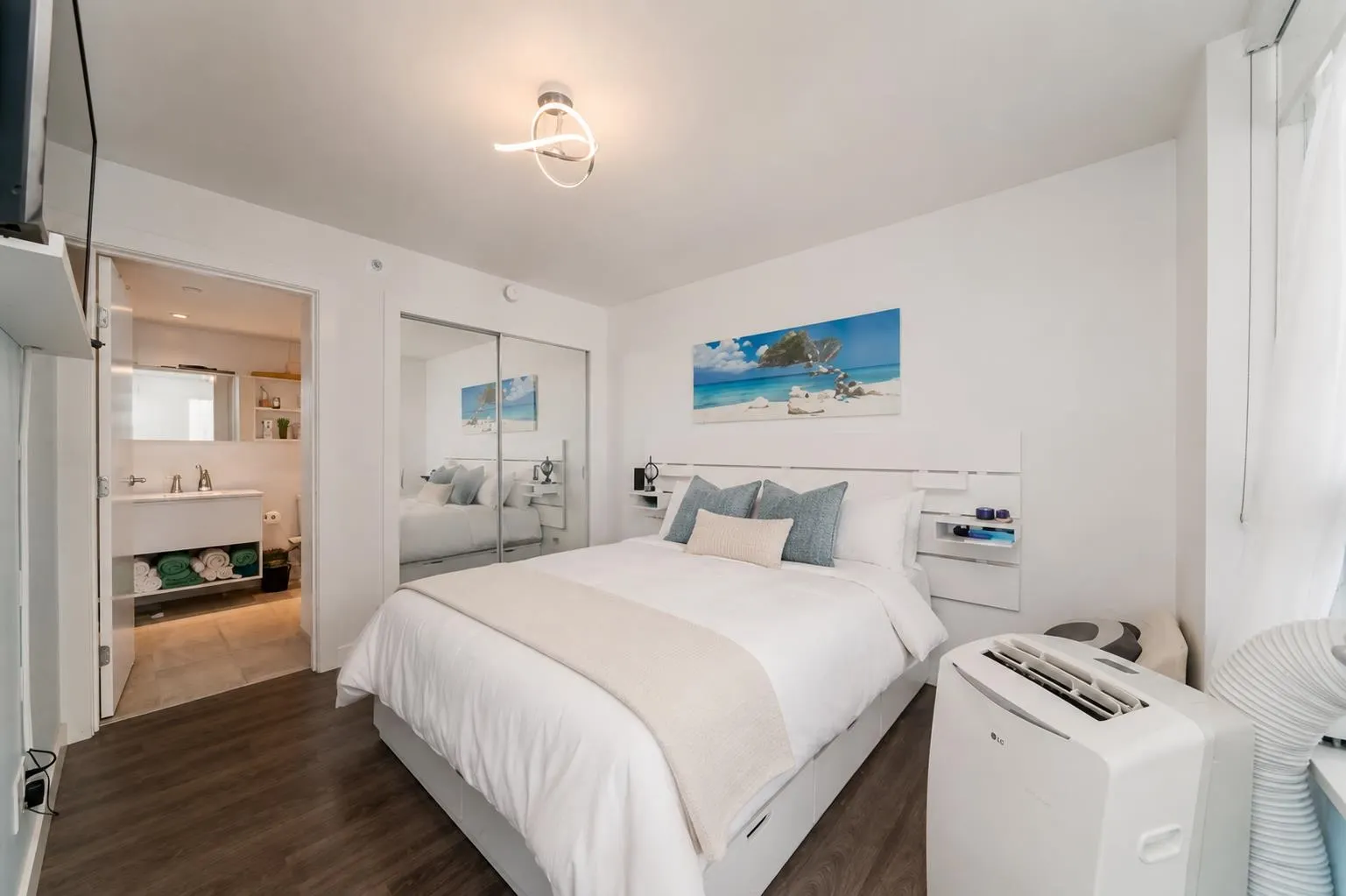 988 Quayside Drive #1709