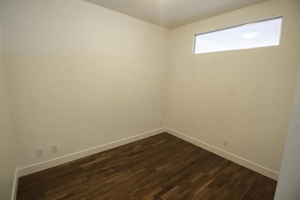 250 E 6 Avenue #803