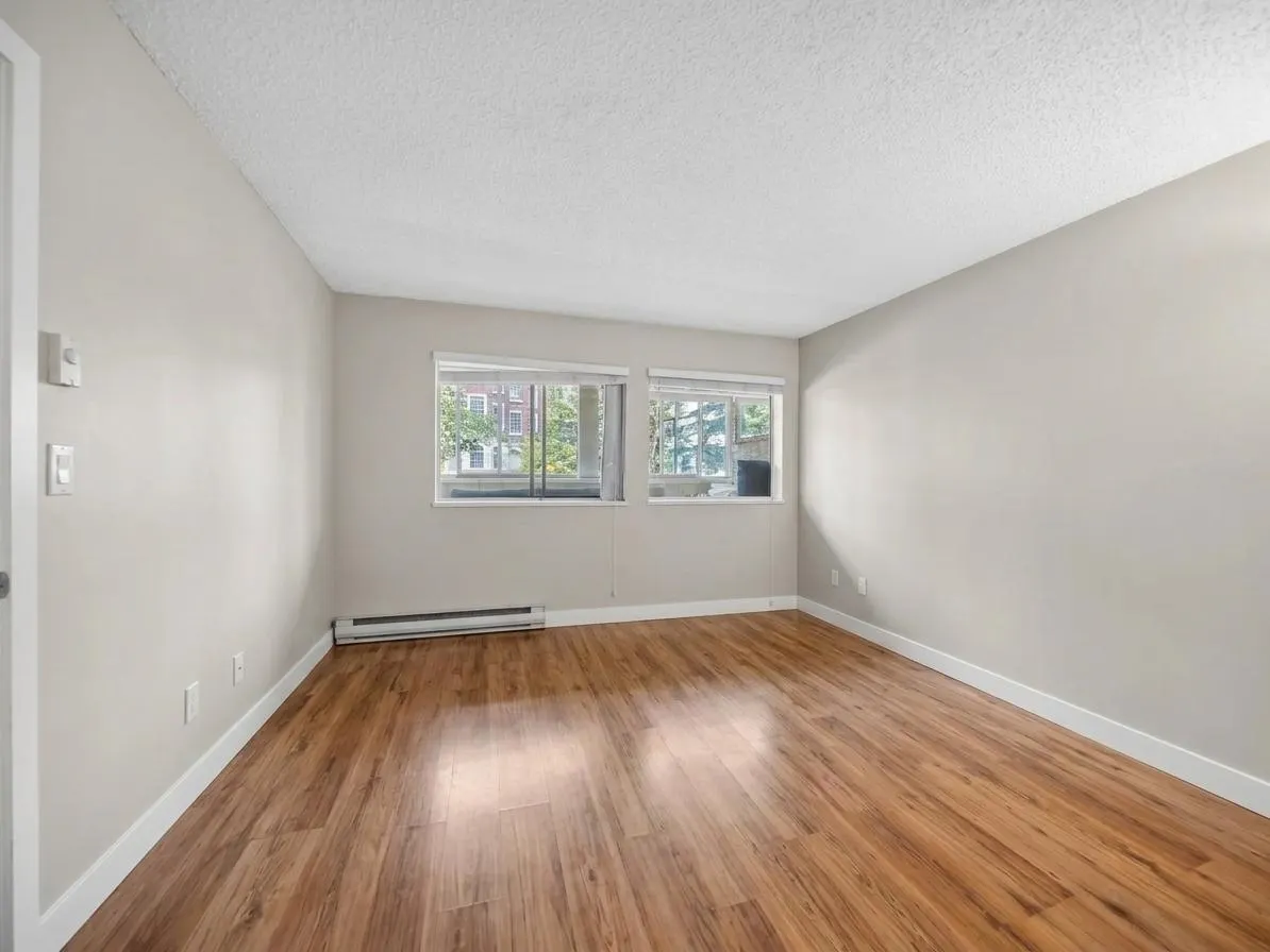 936 Bute Street #202