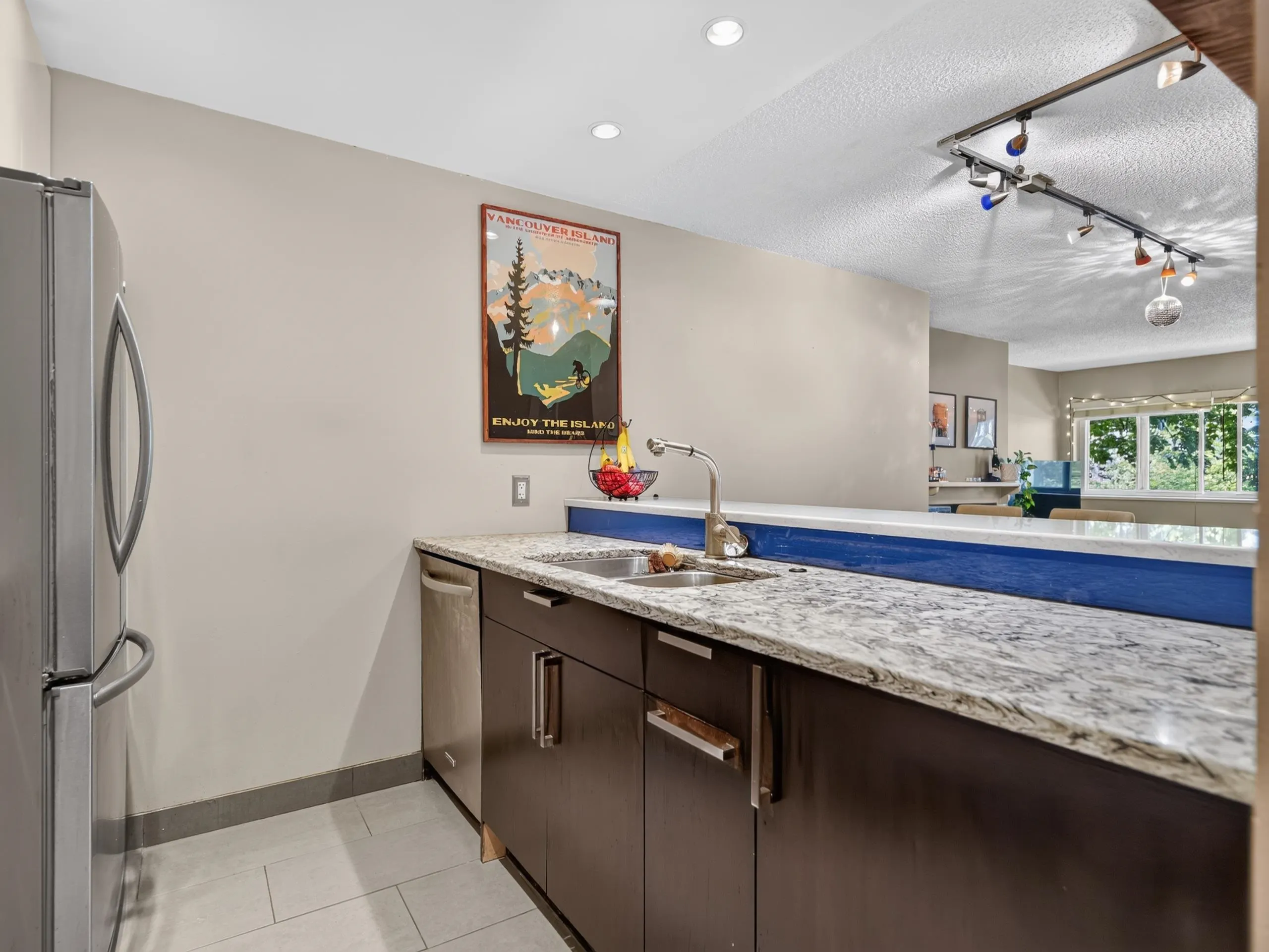 936 Bute Street #202