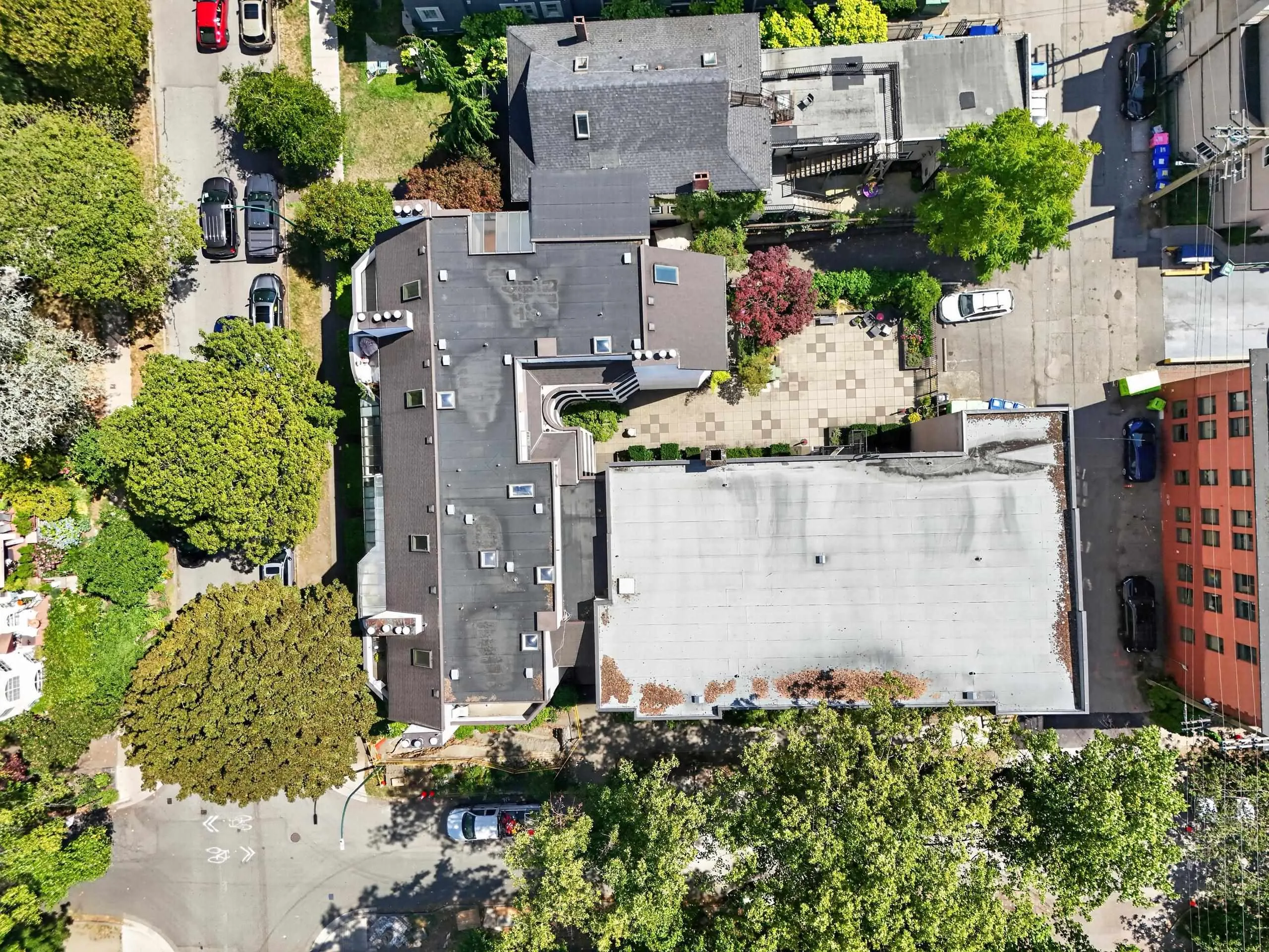 936 Bute Street #202