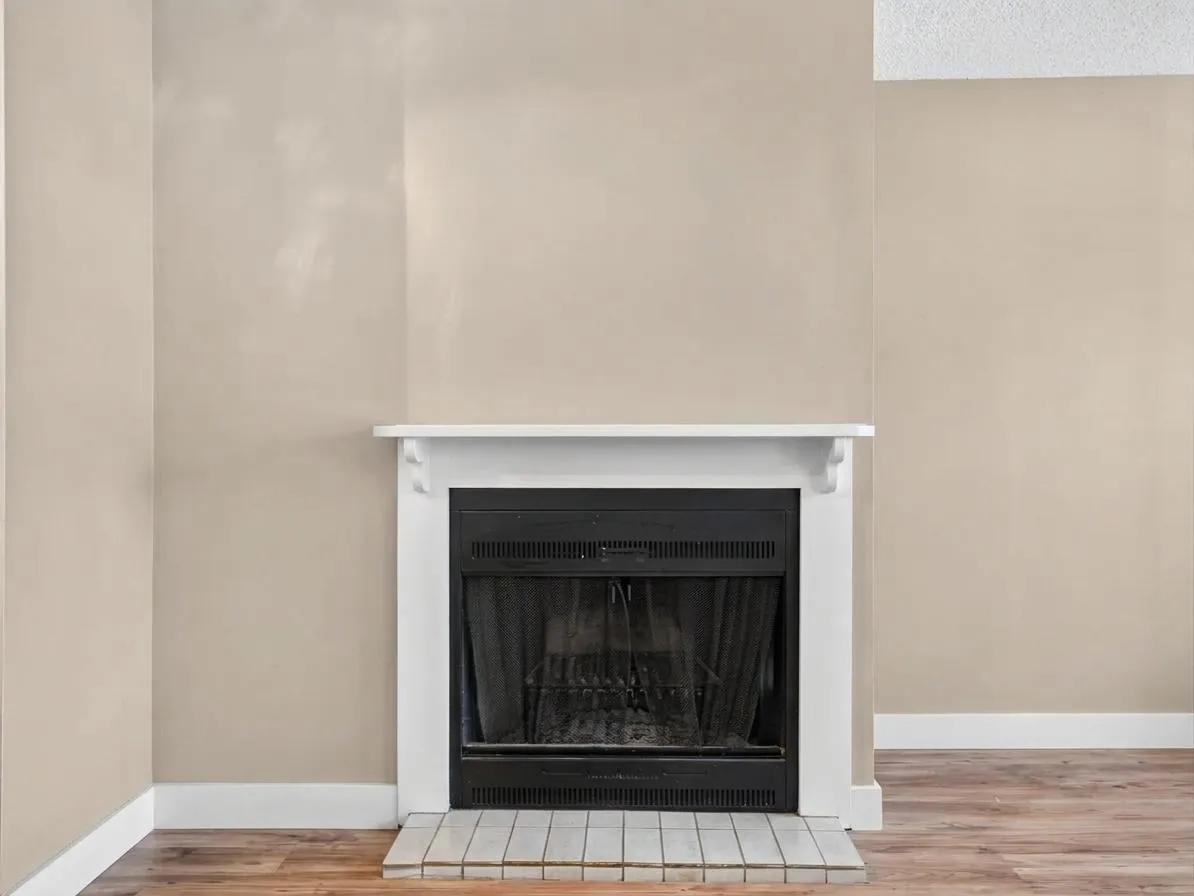 936 Bute Street #202