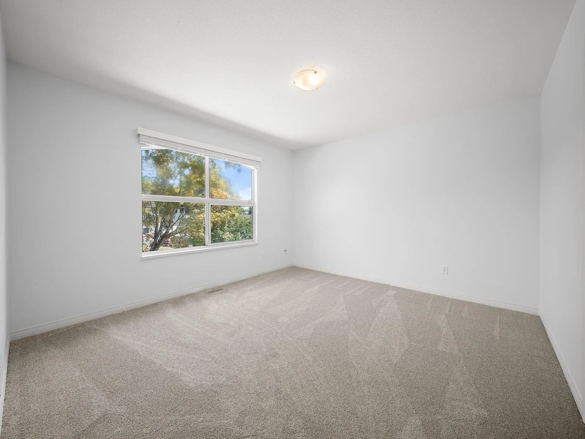 7330 122 Street #27
