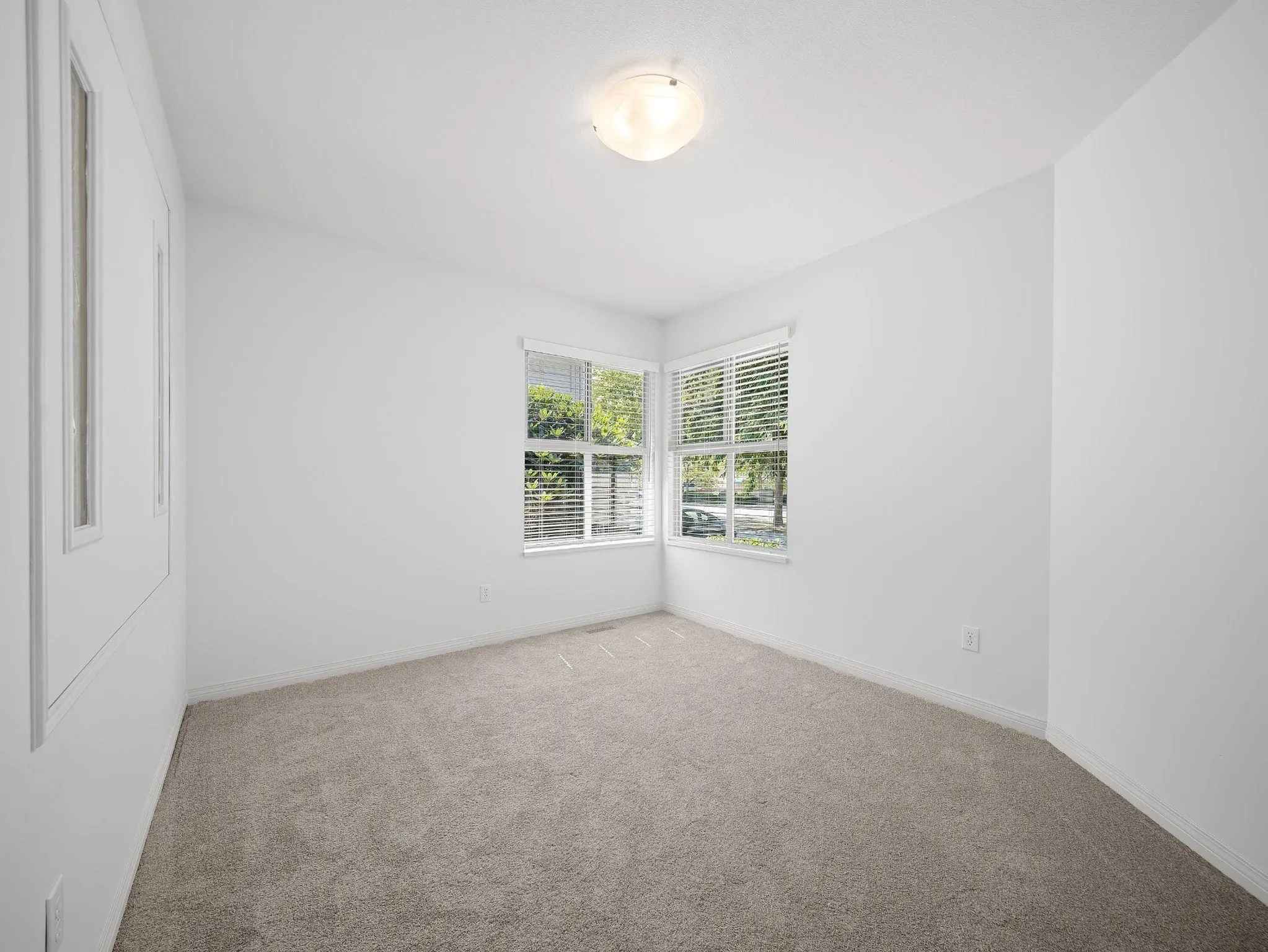 7330 122 Street #27