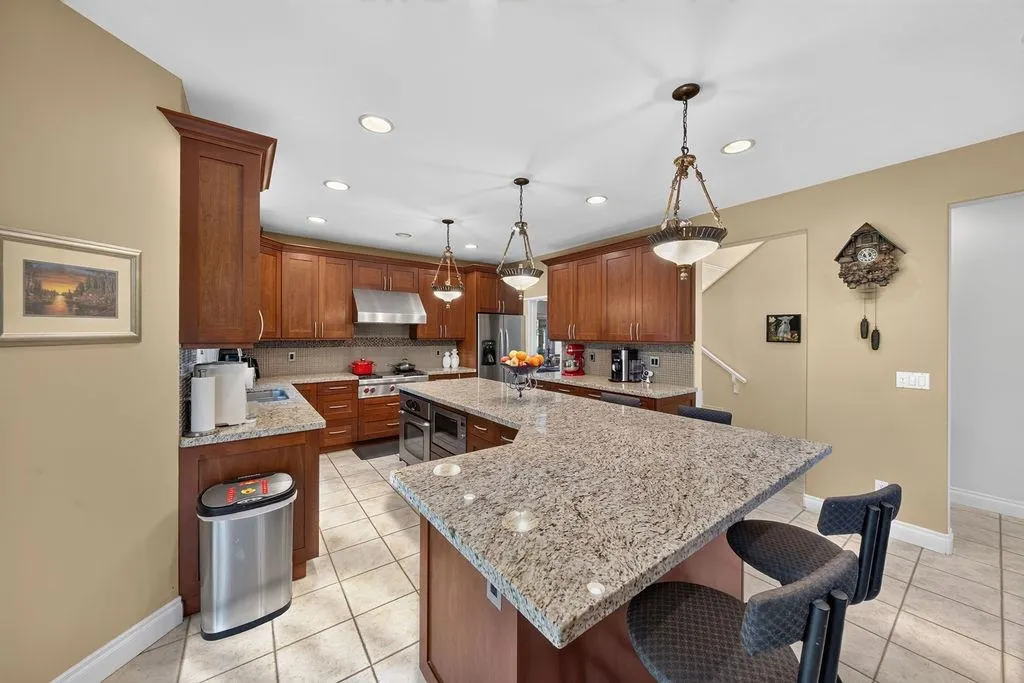 246 Parkside Drive