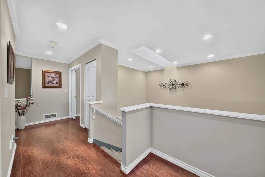 246 Parkside Drive