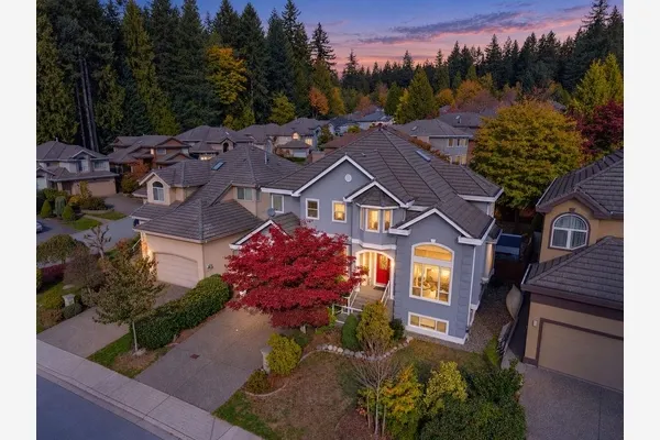 246 Parkside Drive