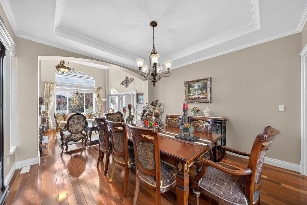 246 Parkside Drive