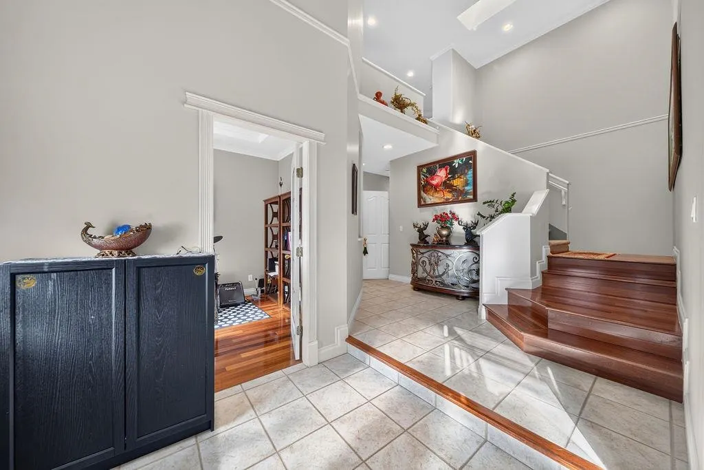 246 Parkside Drive