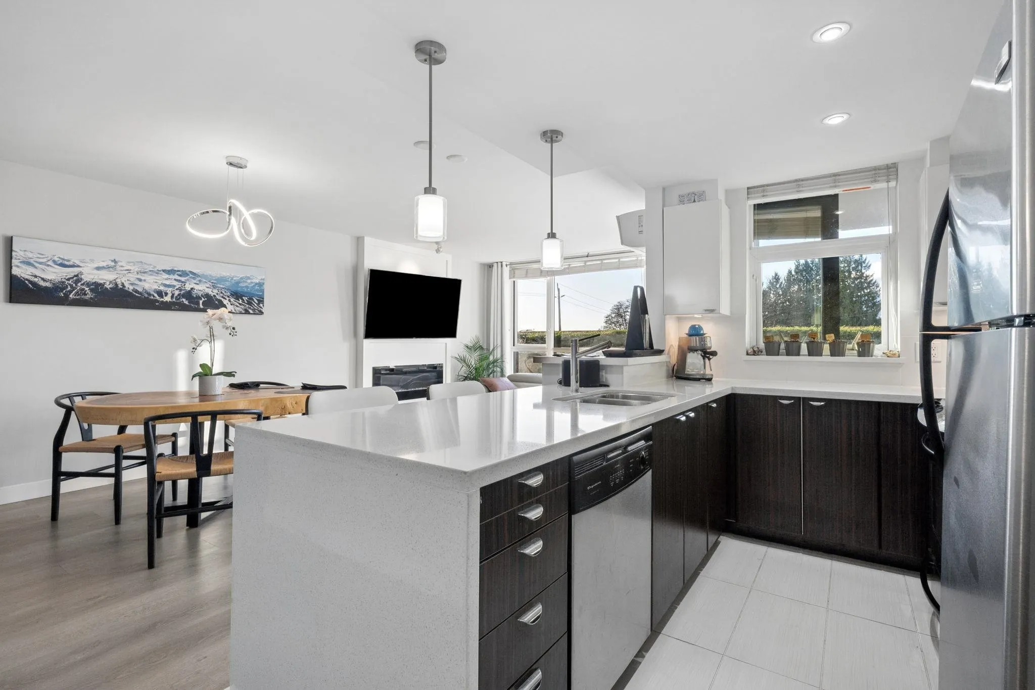 160 W 3rd Street #308