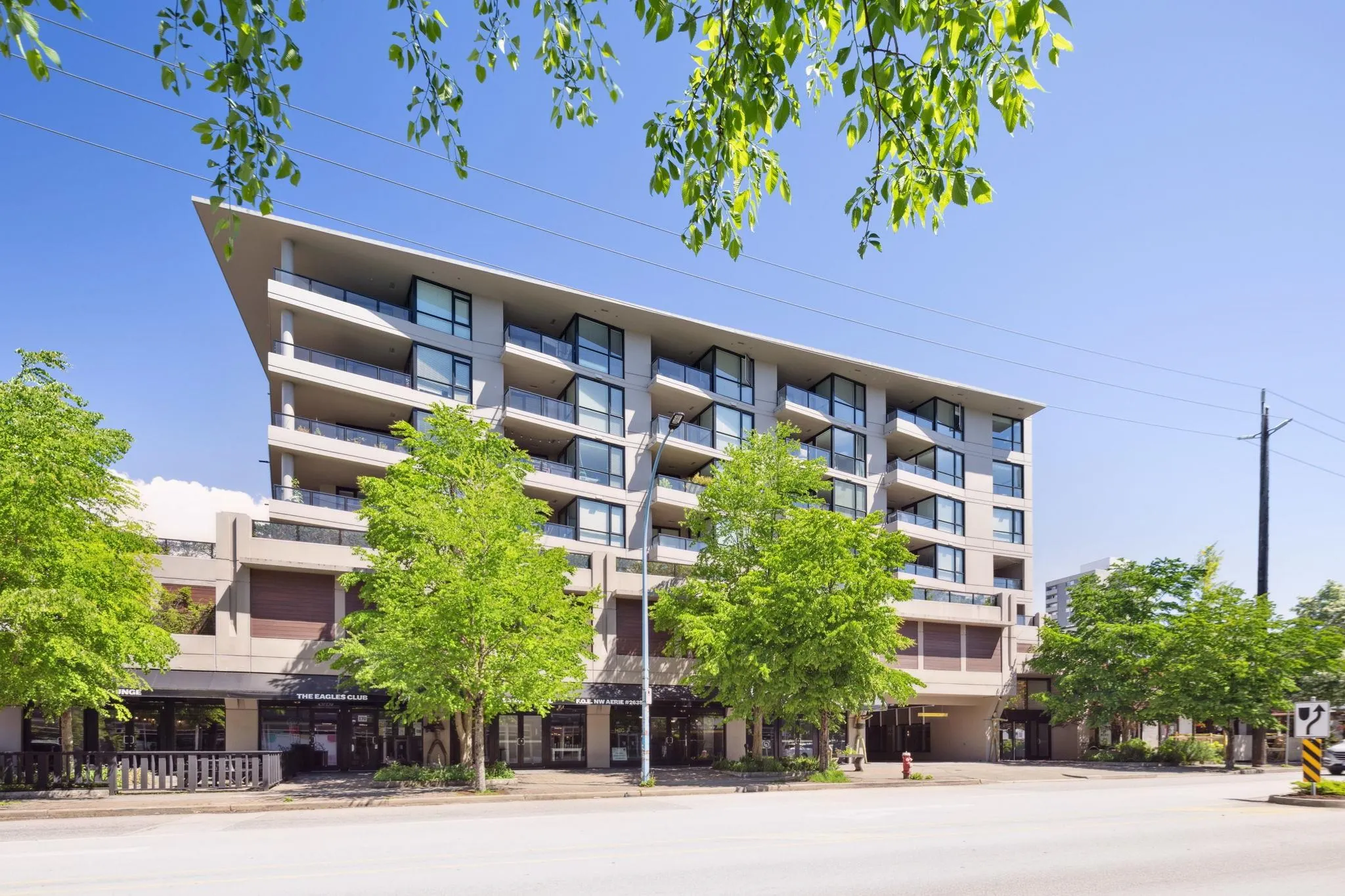 160 W 3rd Street #308