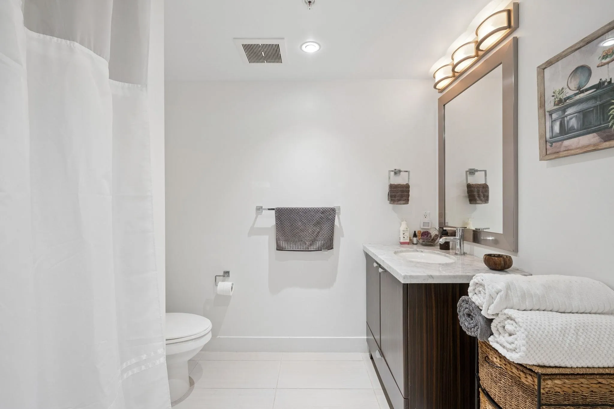 160 W 3rd Street #308