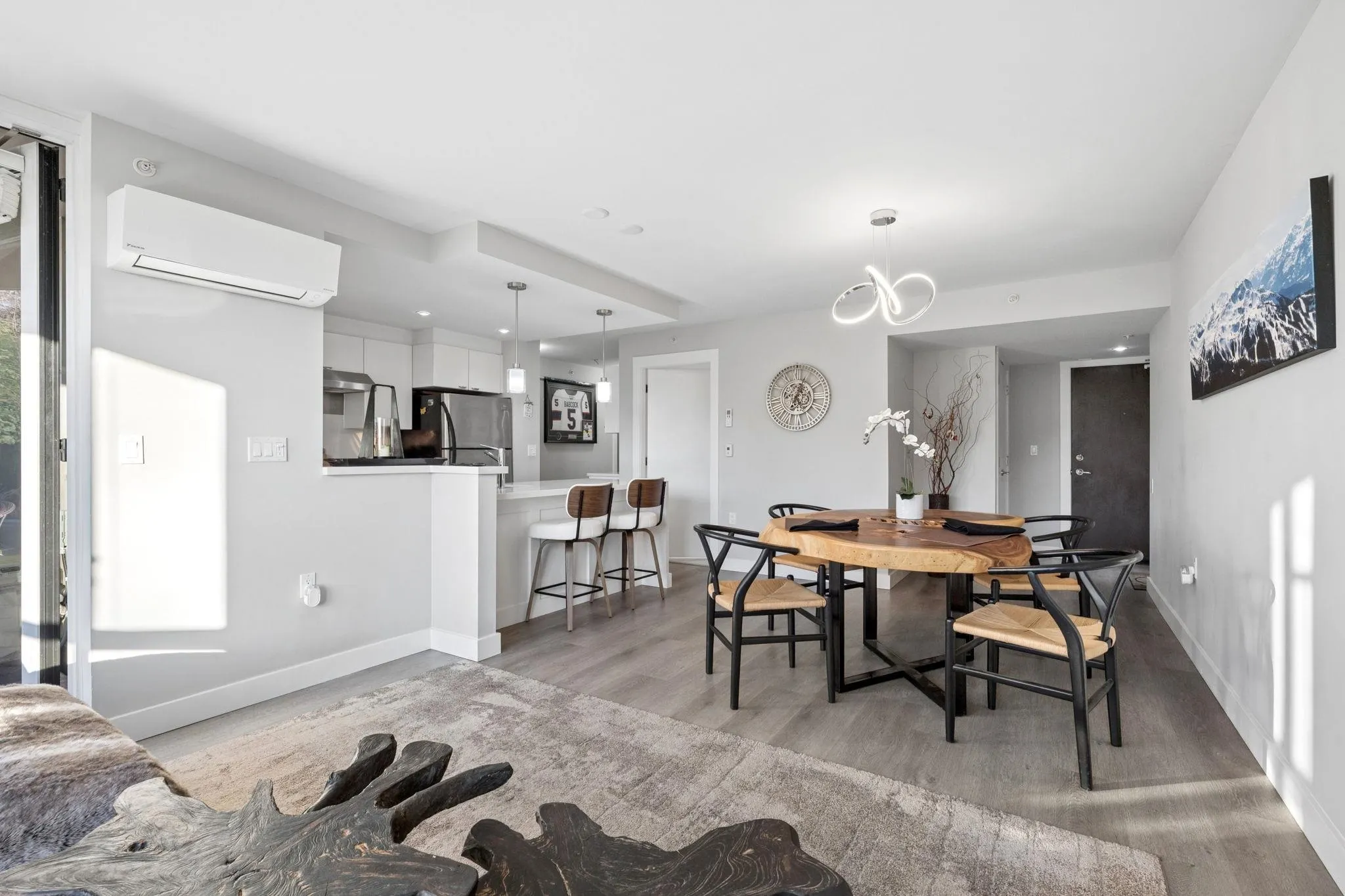 160 W 3rd Street #308