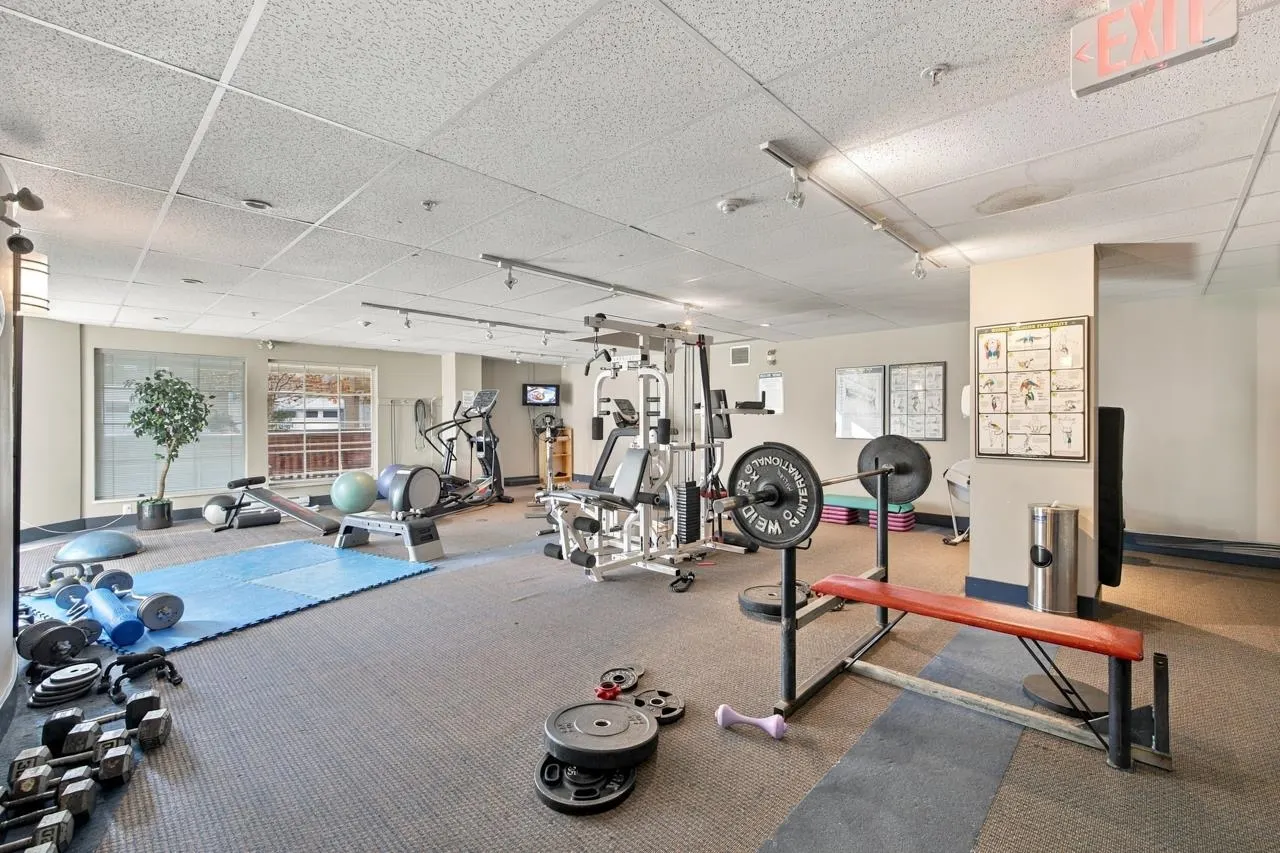 137 E 1st Street #401