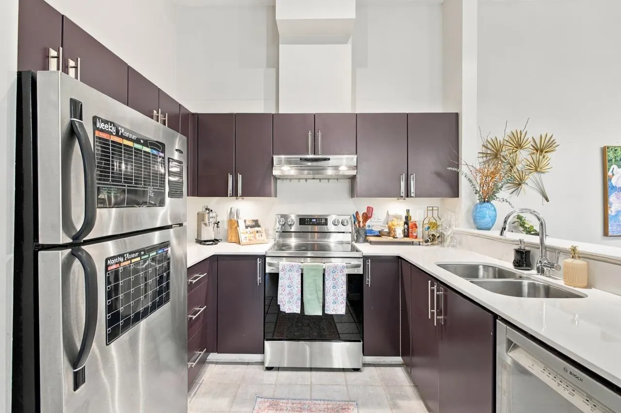 137 E 1st Street #401