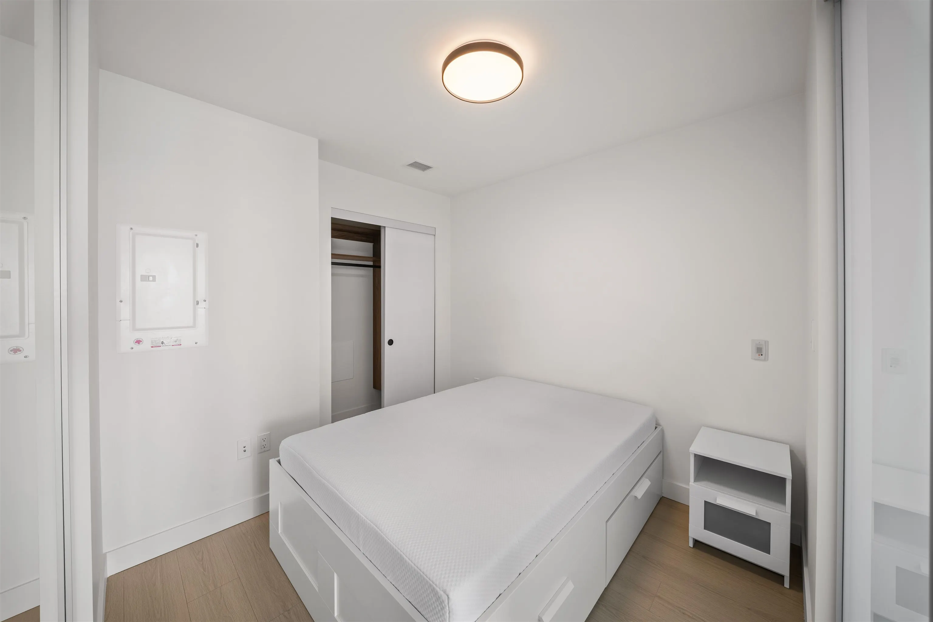 422 E 3rd Street #503