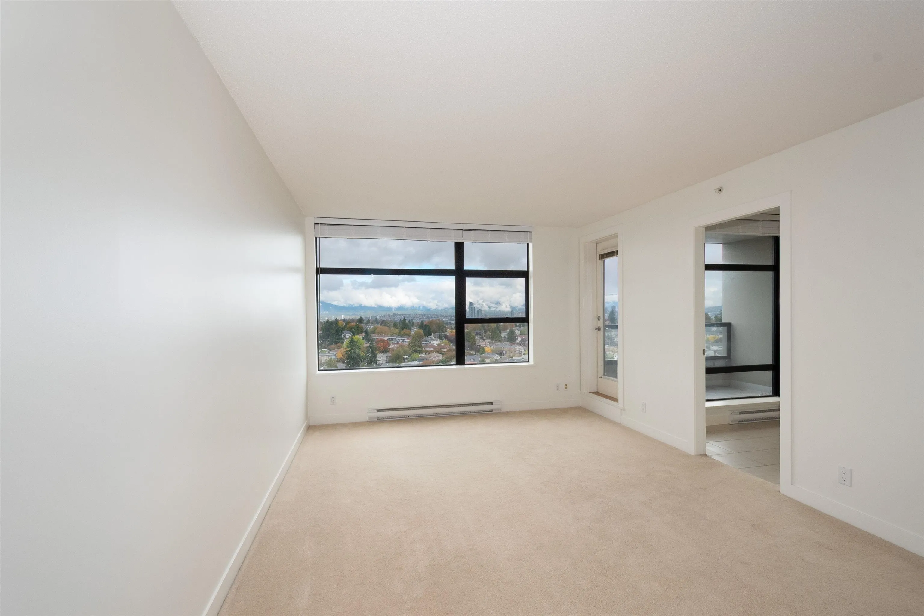 5380 Oben Street #2008