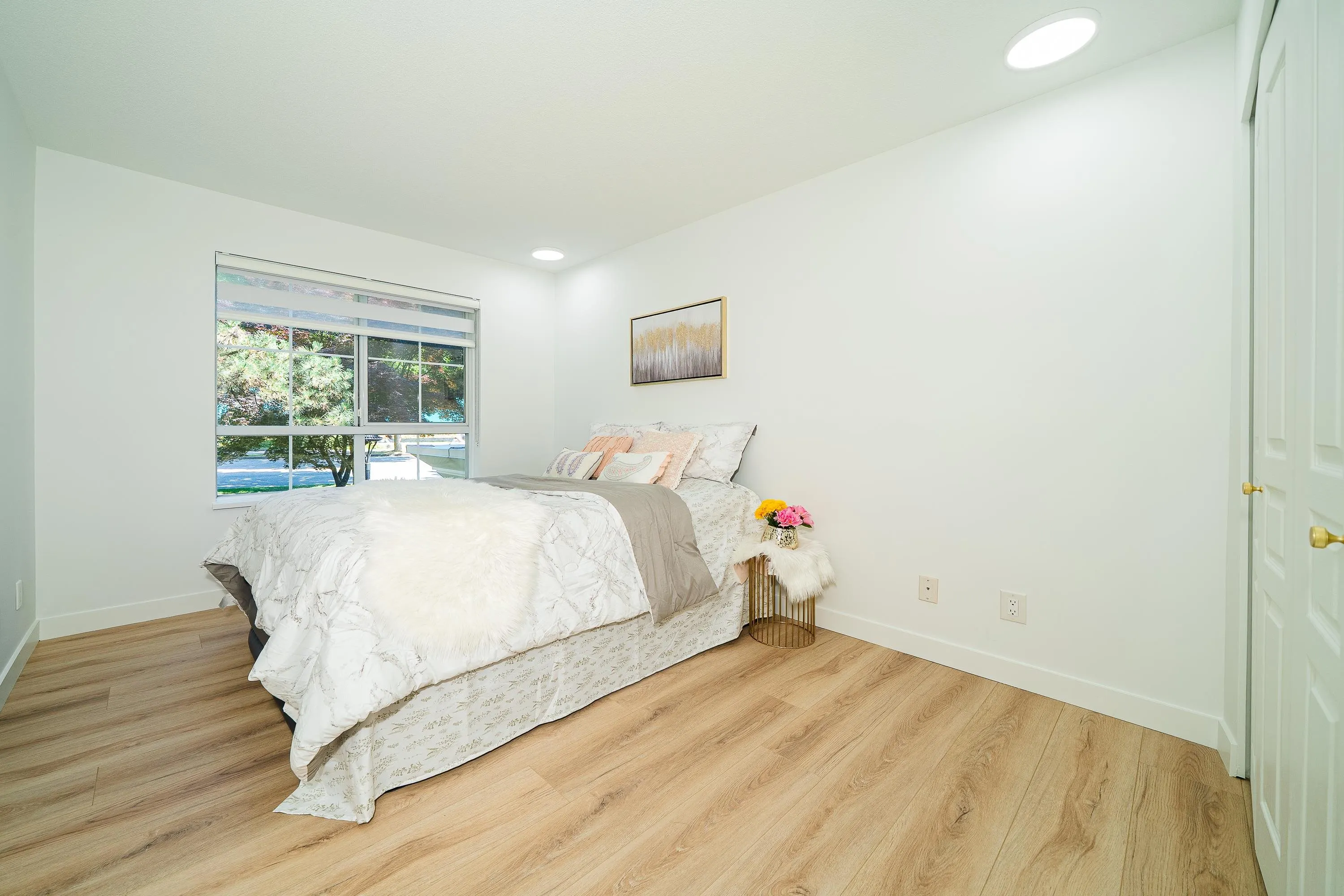 7117 Antrim Avenue #211