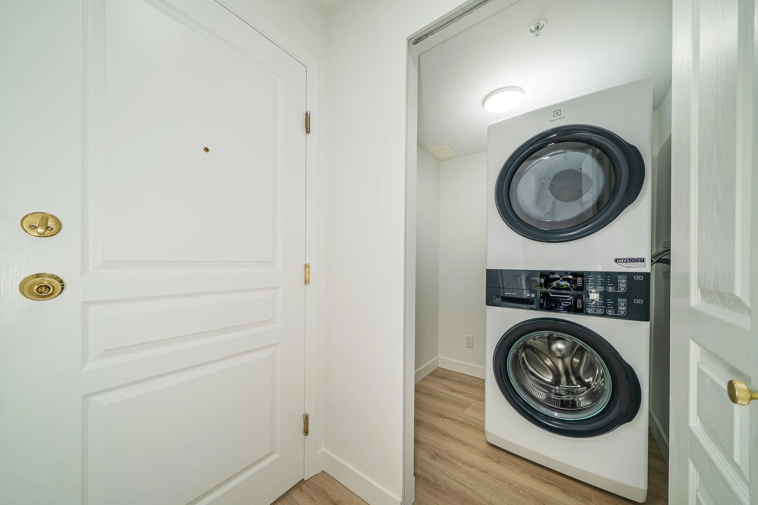 7117 Antrim Avenue #211