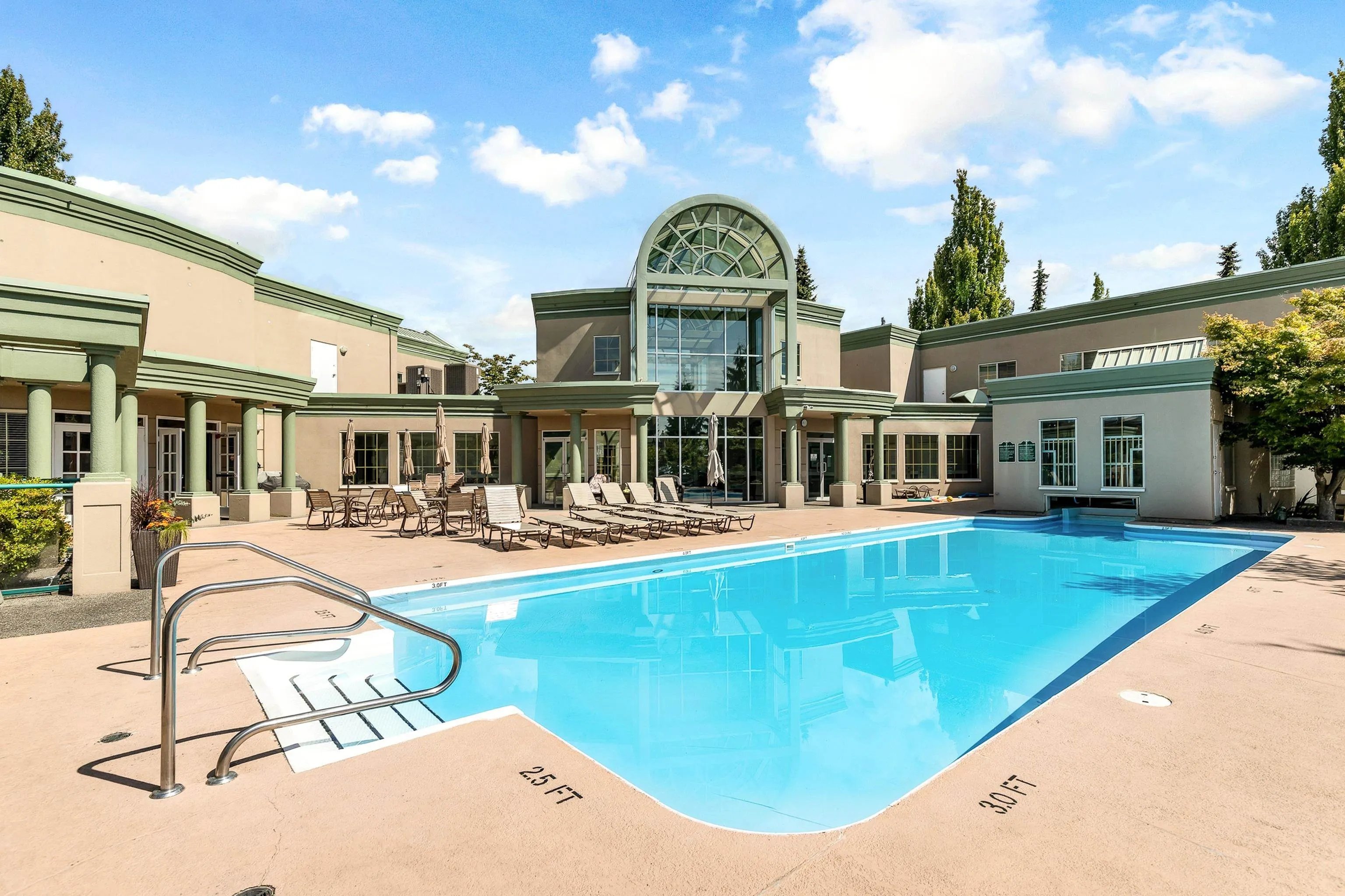13888 70 Avenue #105