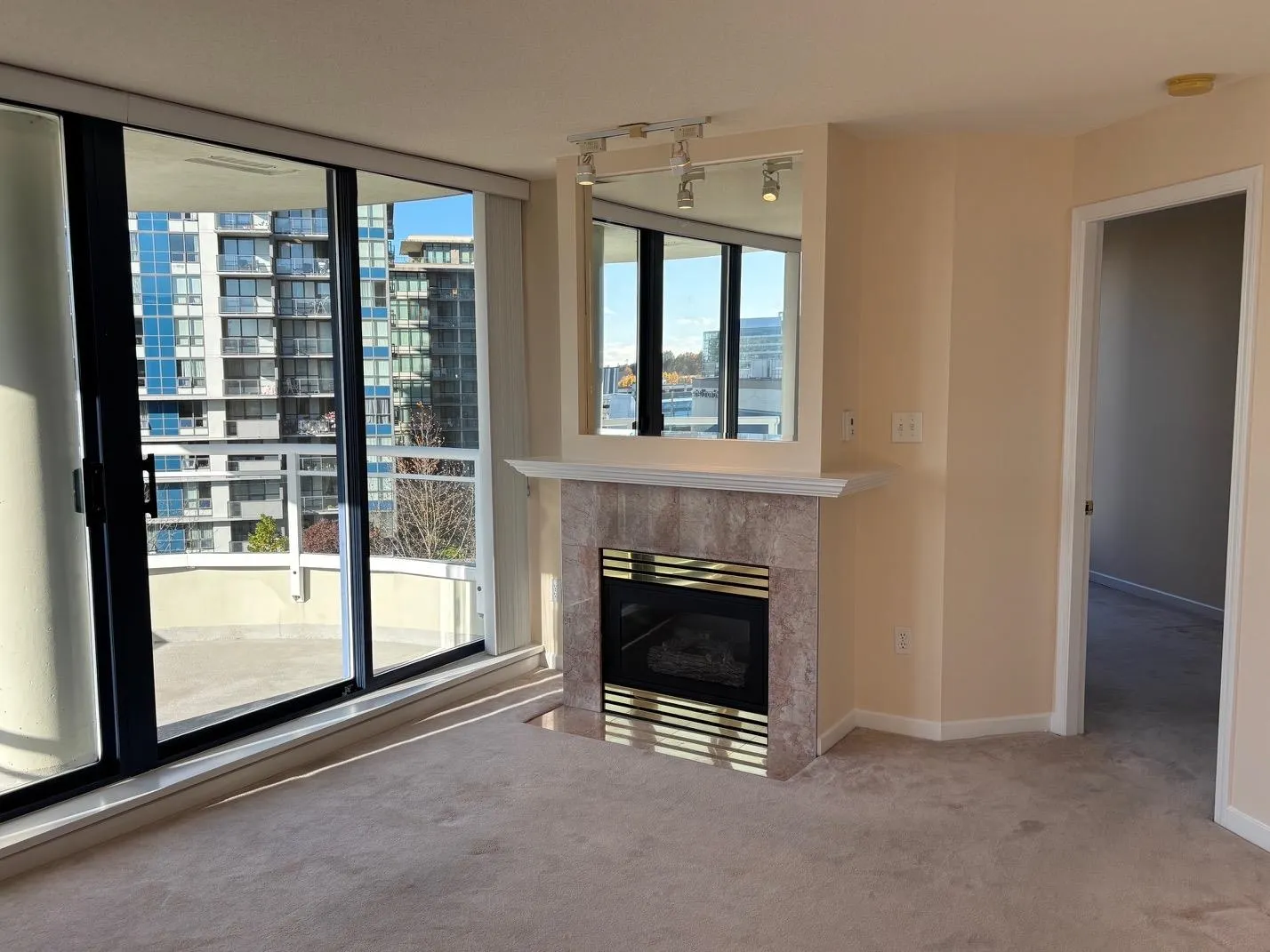 6088 Minoru Boulevard #607