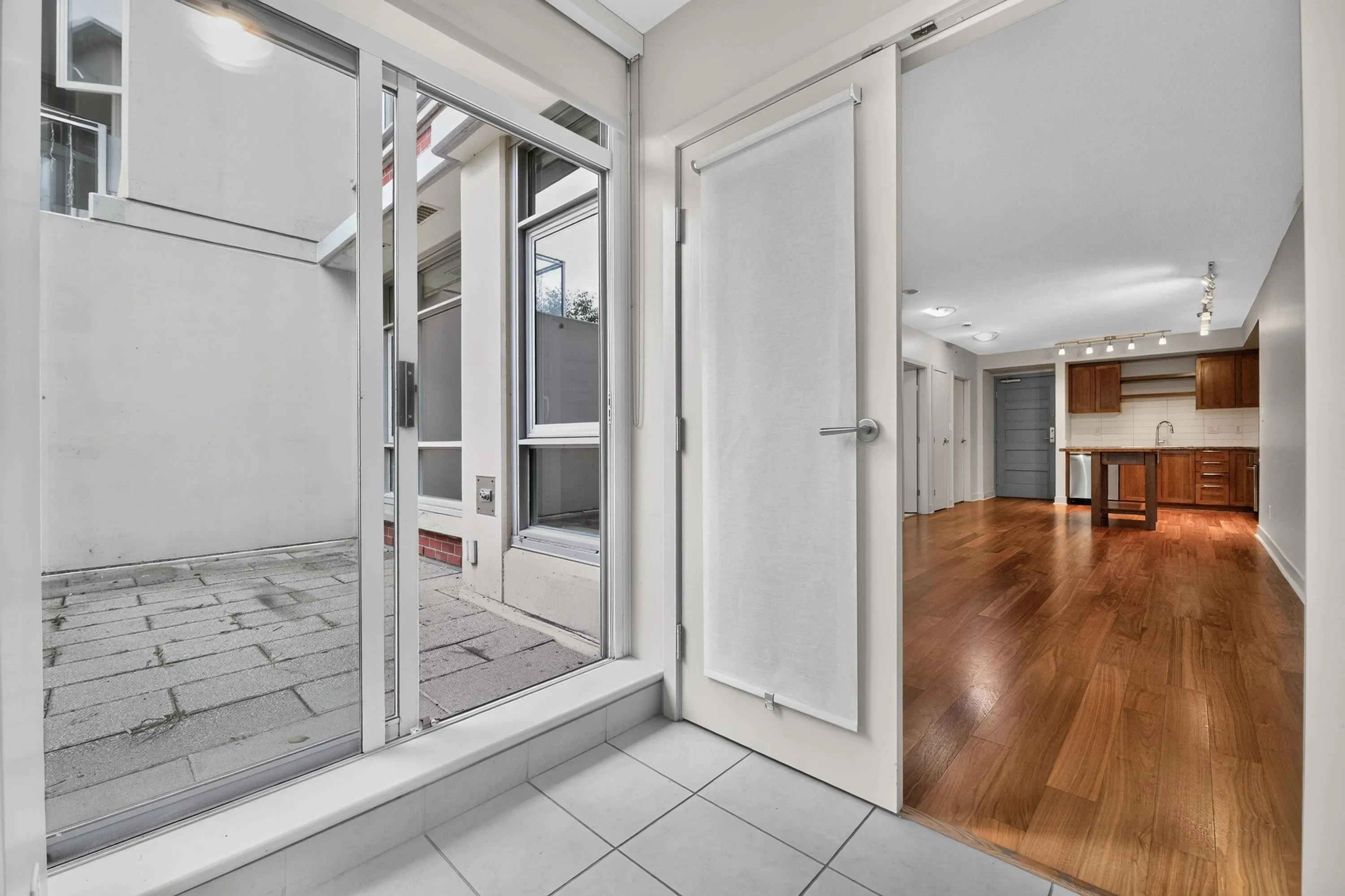 2268 W Broadway #314