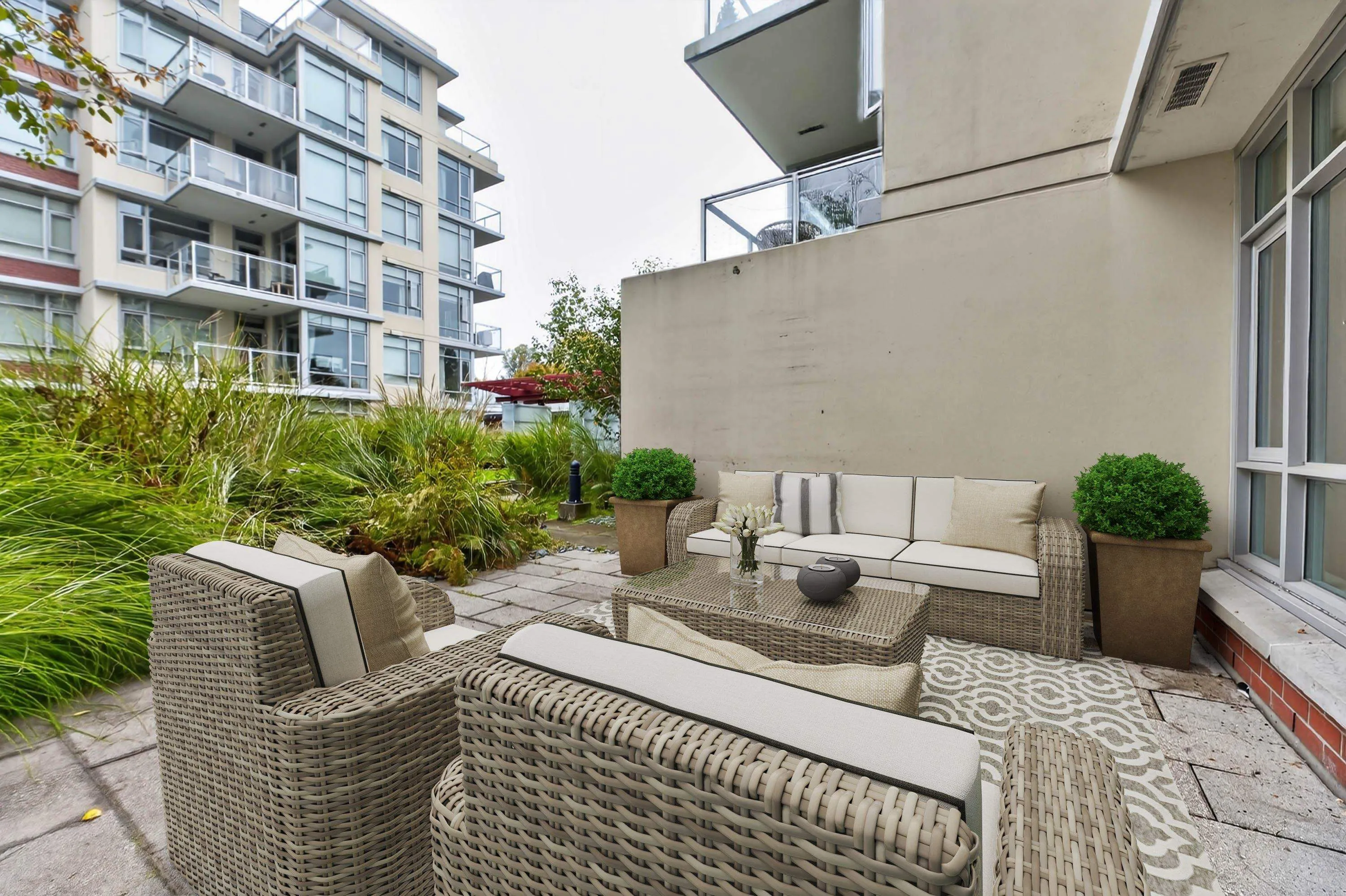 2268 W Broadway #314