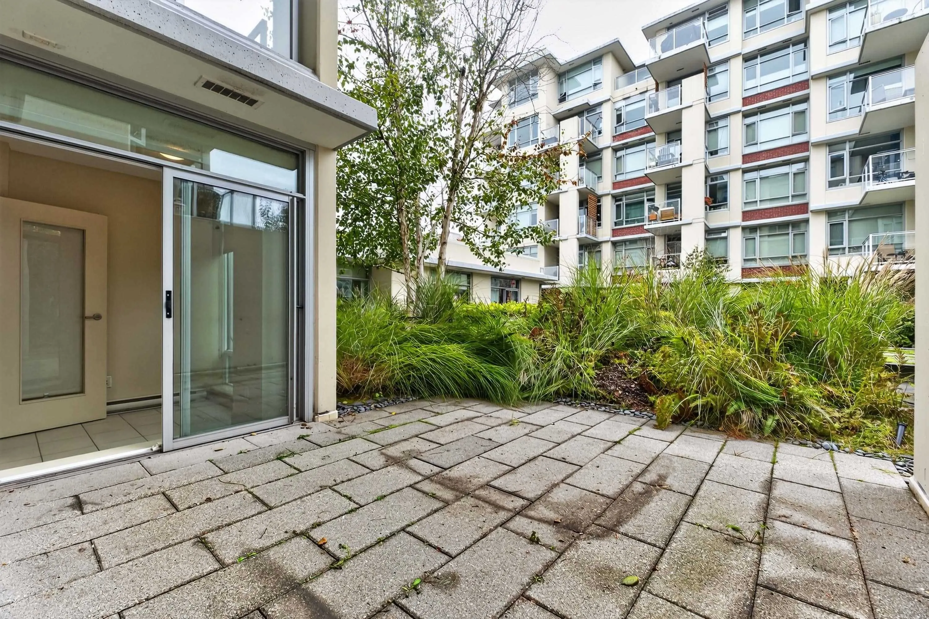 2268 W Broadway #314