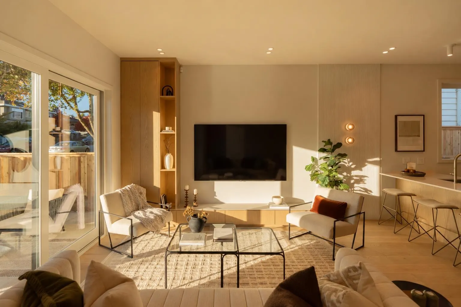 1458 Rosser Avenue #1