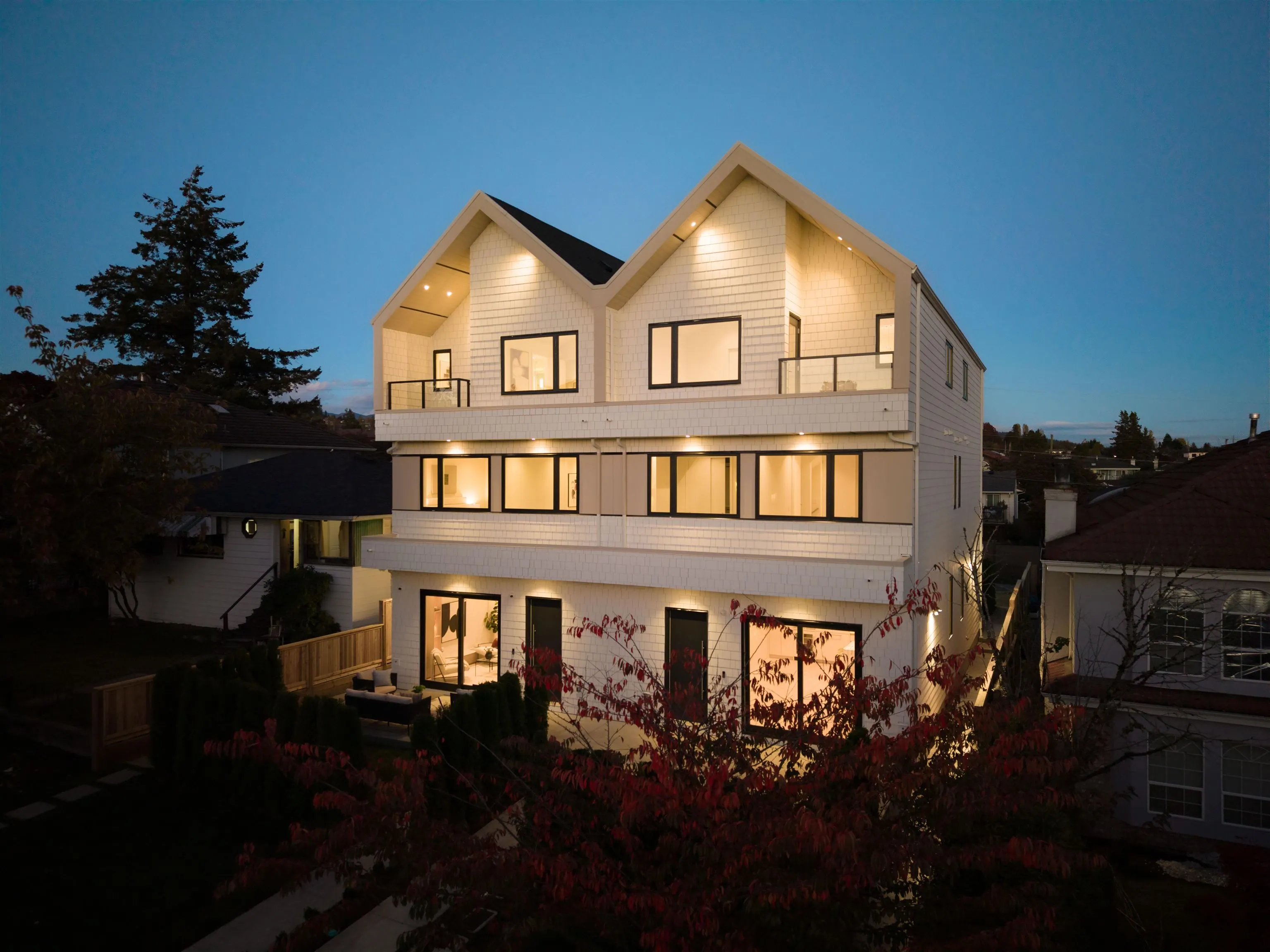 1458 Rosser Avenue #1