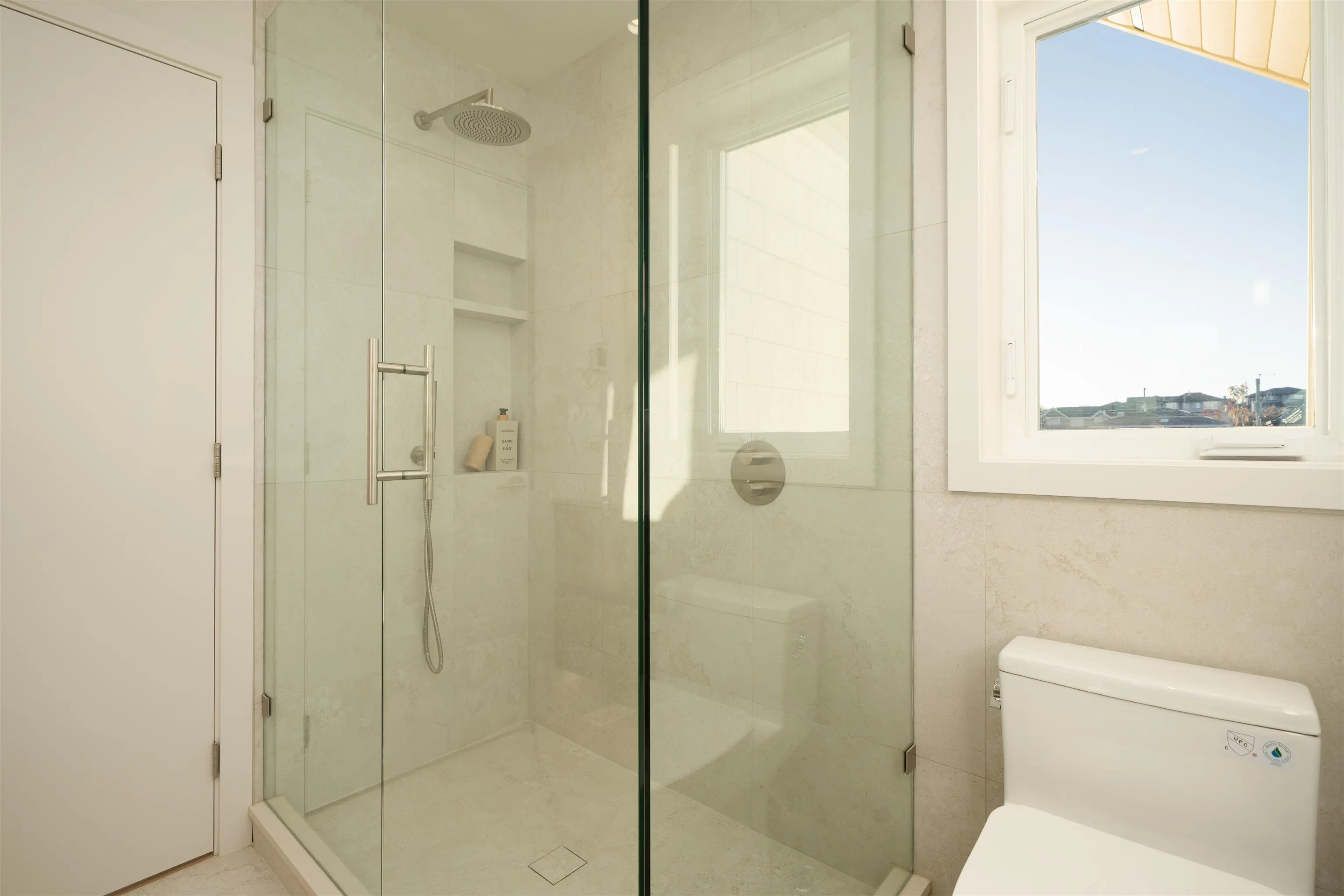 1458 Rosser Avenue #1