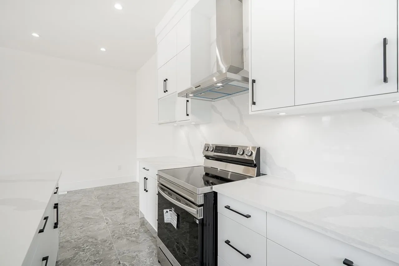 45945 Lewis Avenue #B1