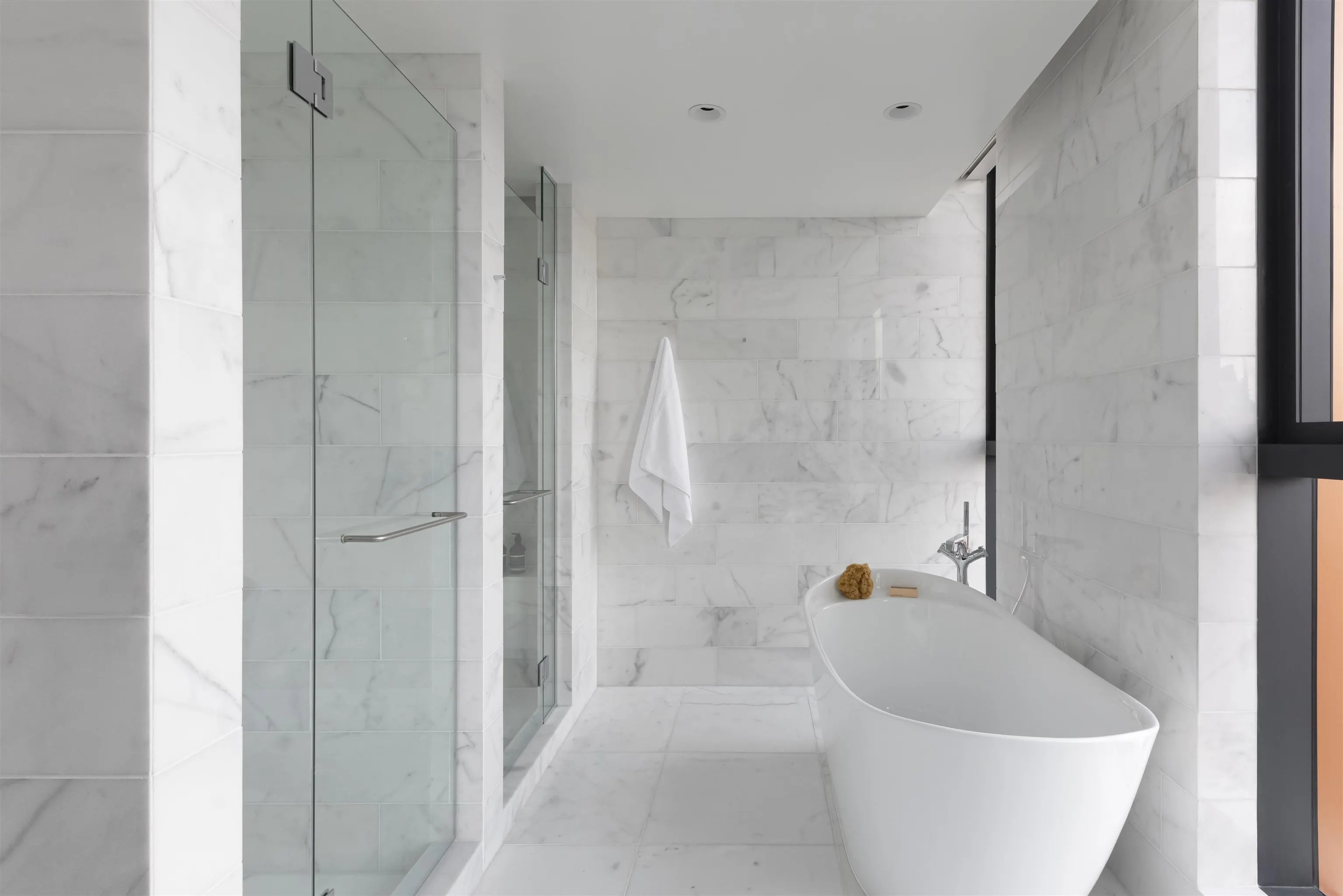 1408 Robson Street #3301