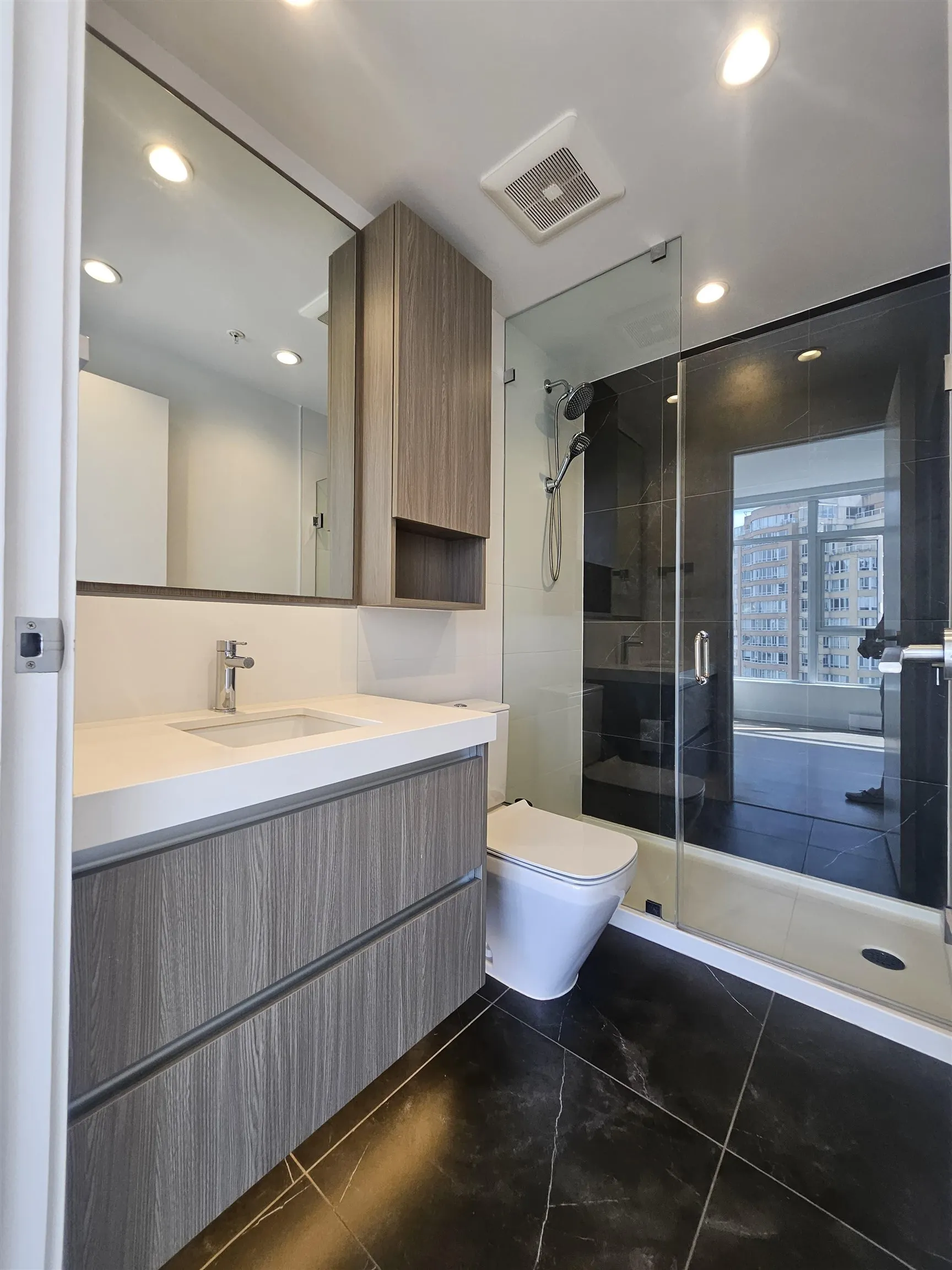 6080 Mckay Avenue #2109