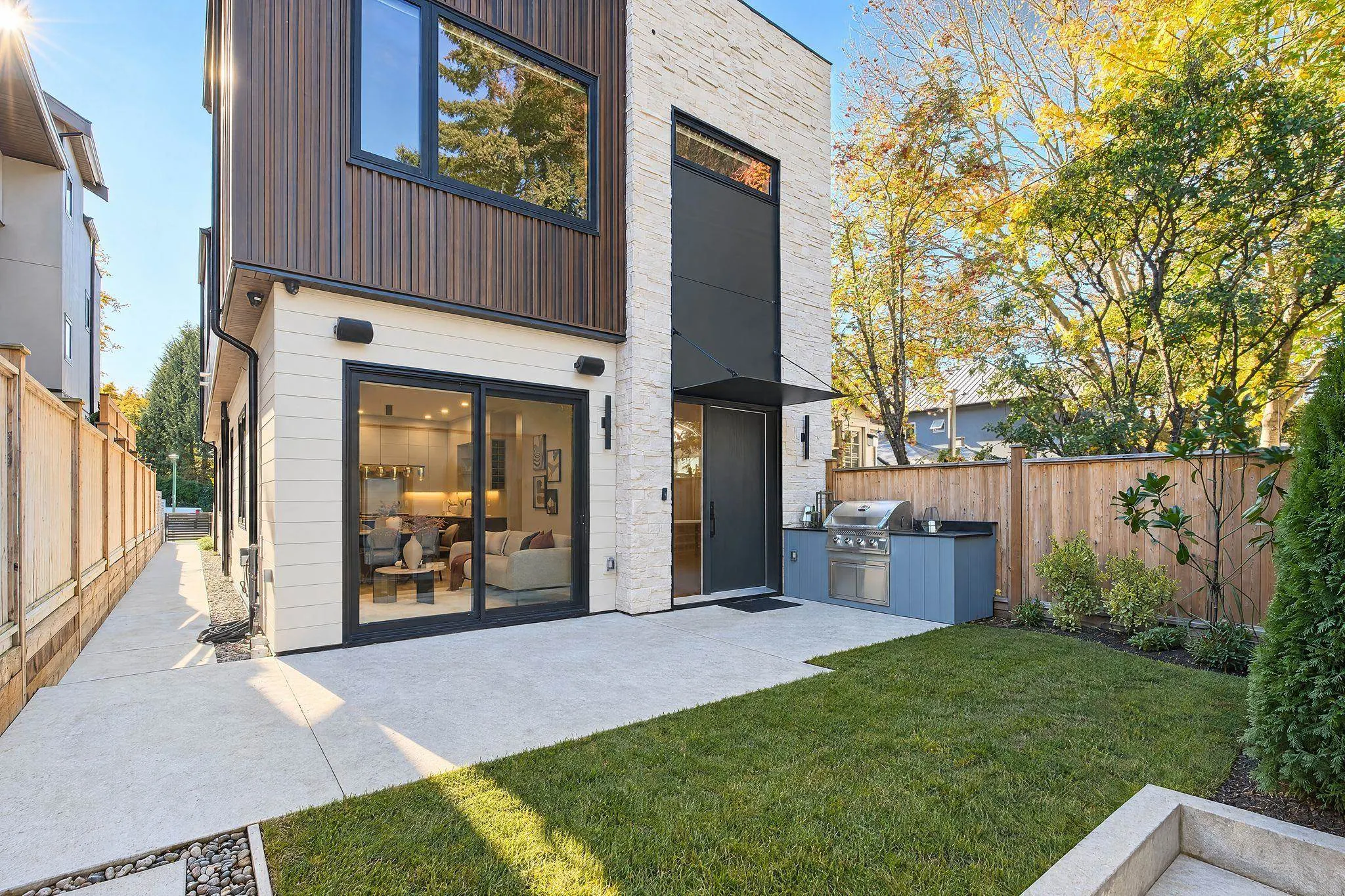 2637 W 12th Avenue #2
